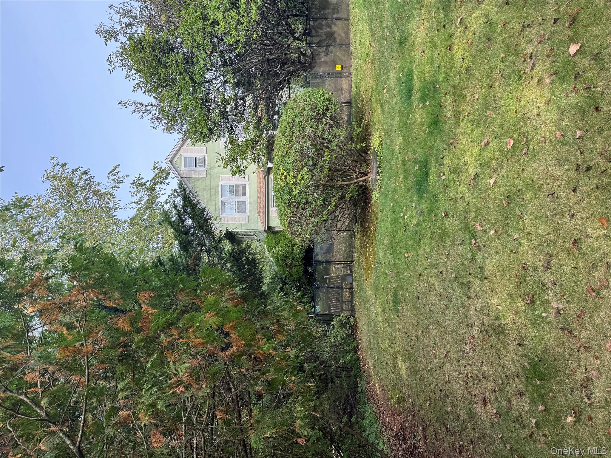 #1 photo, 251 North Main, サフォーク郡 Southampton , NY 11968