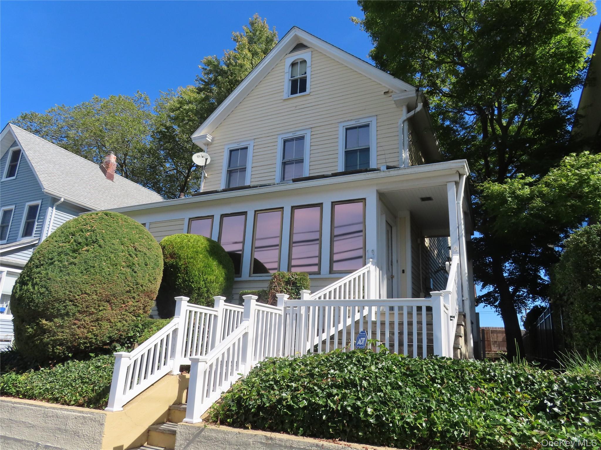 #1 photo, 13 S Bayles Avenue, ナッソー郡 Port Washington , NY 11050