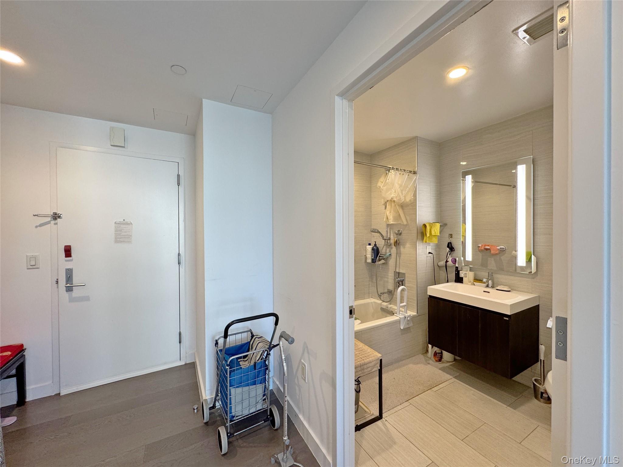 #14 photo, 13105 40th Road, クイーンズ区 Flushing , NY 11354