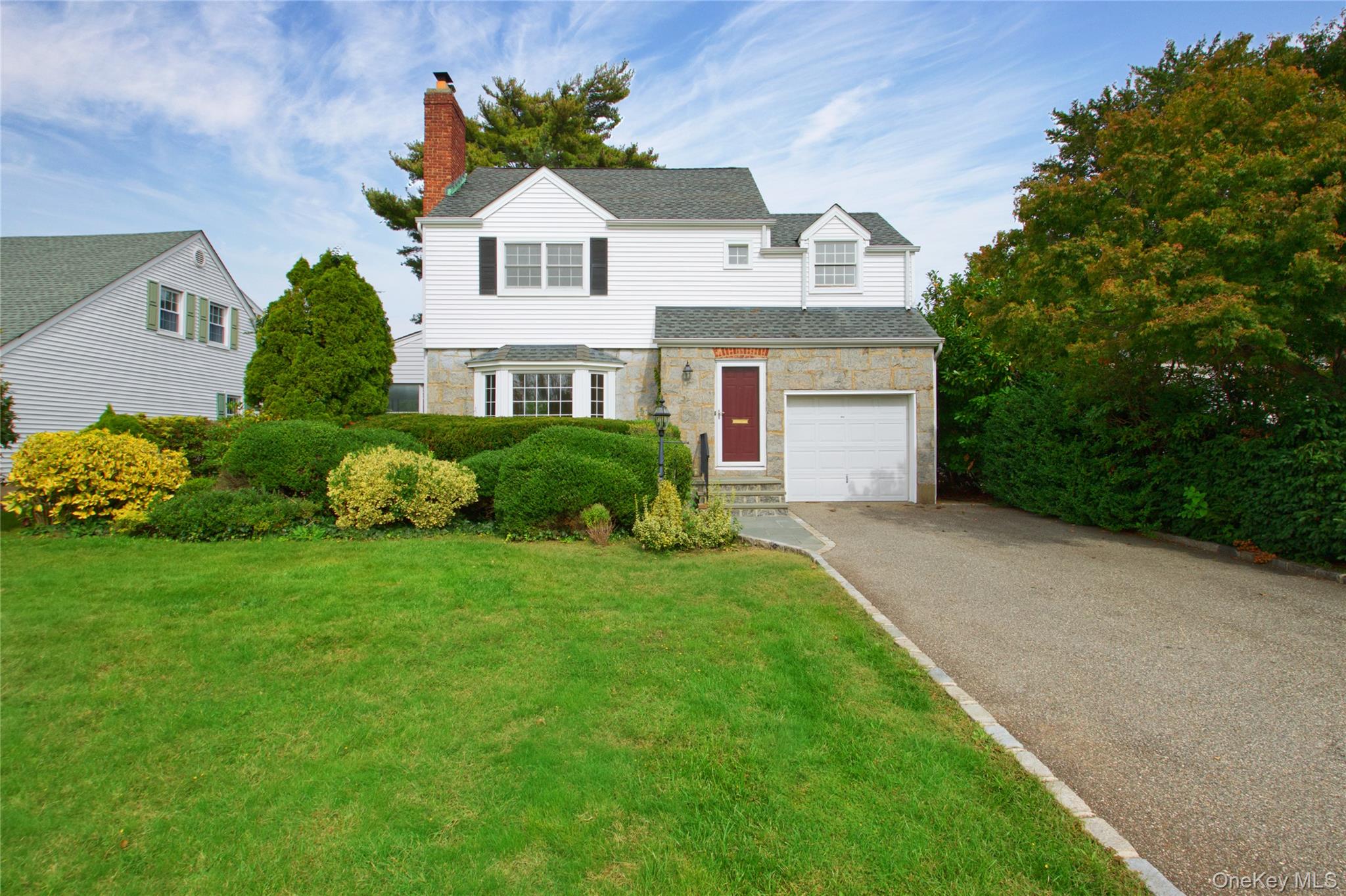 #1 photo, 141 Garden Street, गार्डन सिटी Garden City , NY 11530