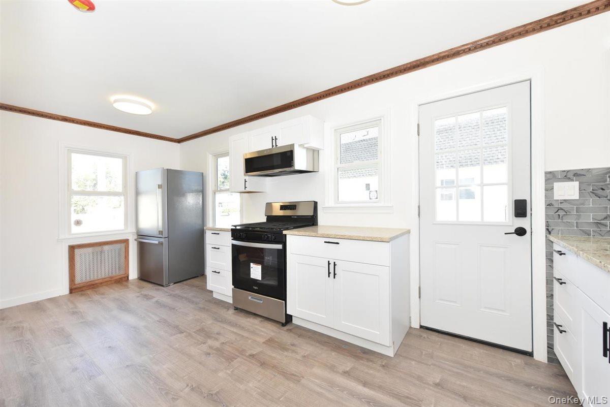 #11 photo, 461 Pinebrook Avenue, West Hempstead , NY 11552