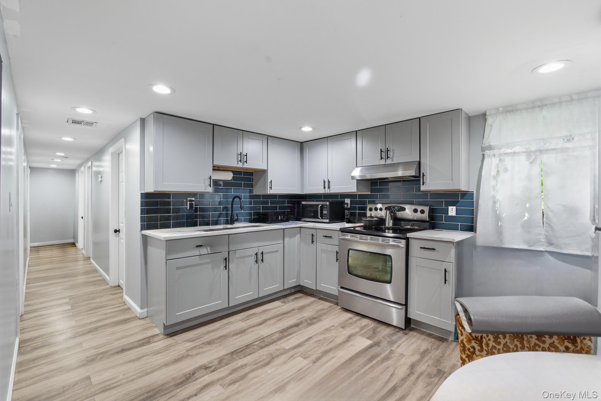 #6 photo, 45 Lukens Avenue, Brentwood , NY 11717