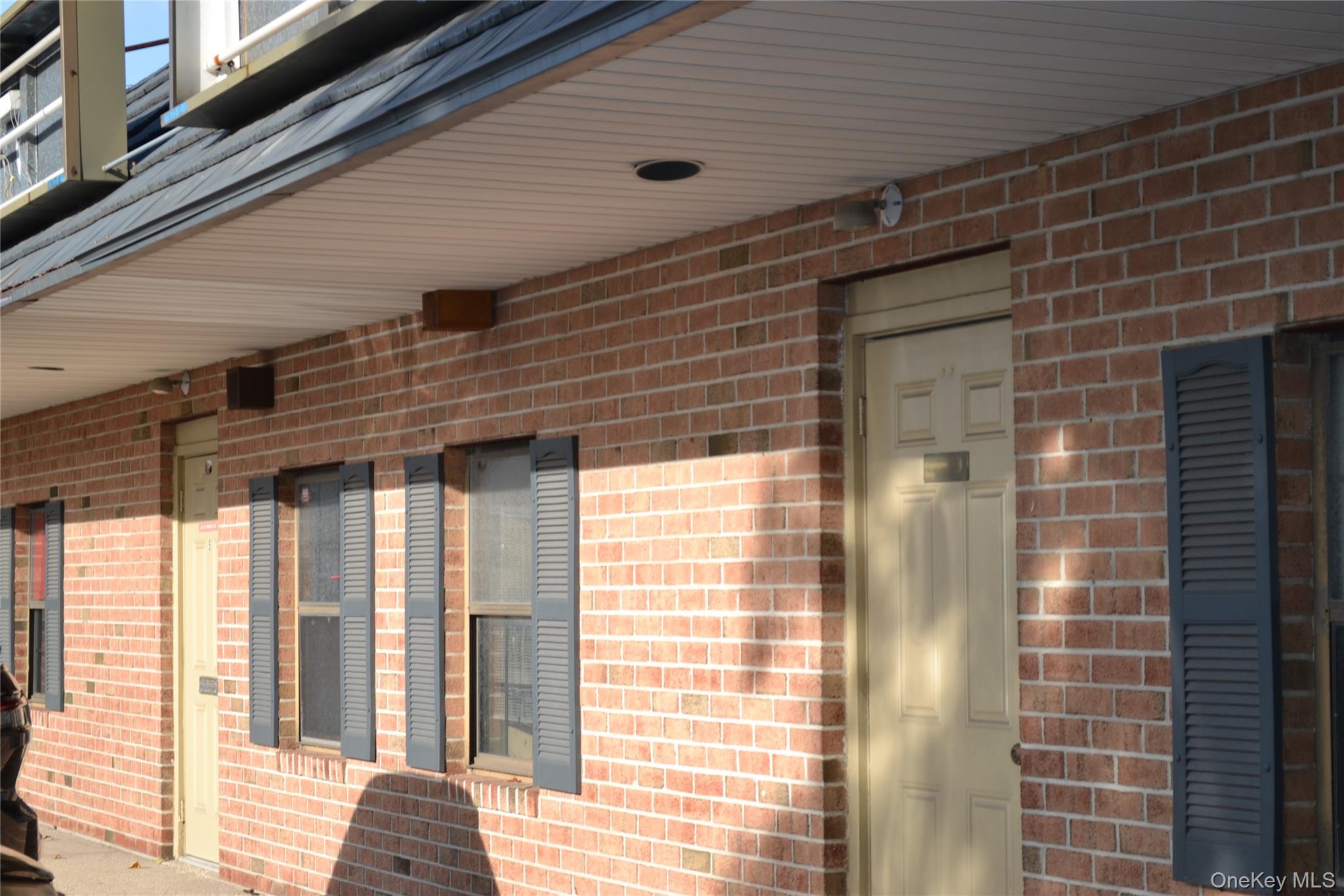 #1 photo, 860 Atlantic Avenue, Baldwin , NY 11510