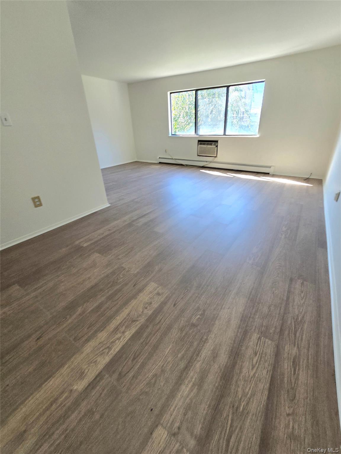 #10 photo, 153-24 83rd Street, كوينز Howard Beach , NY 11414