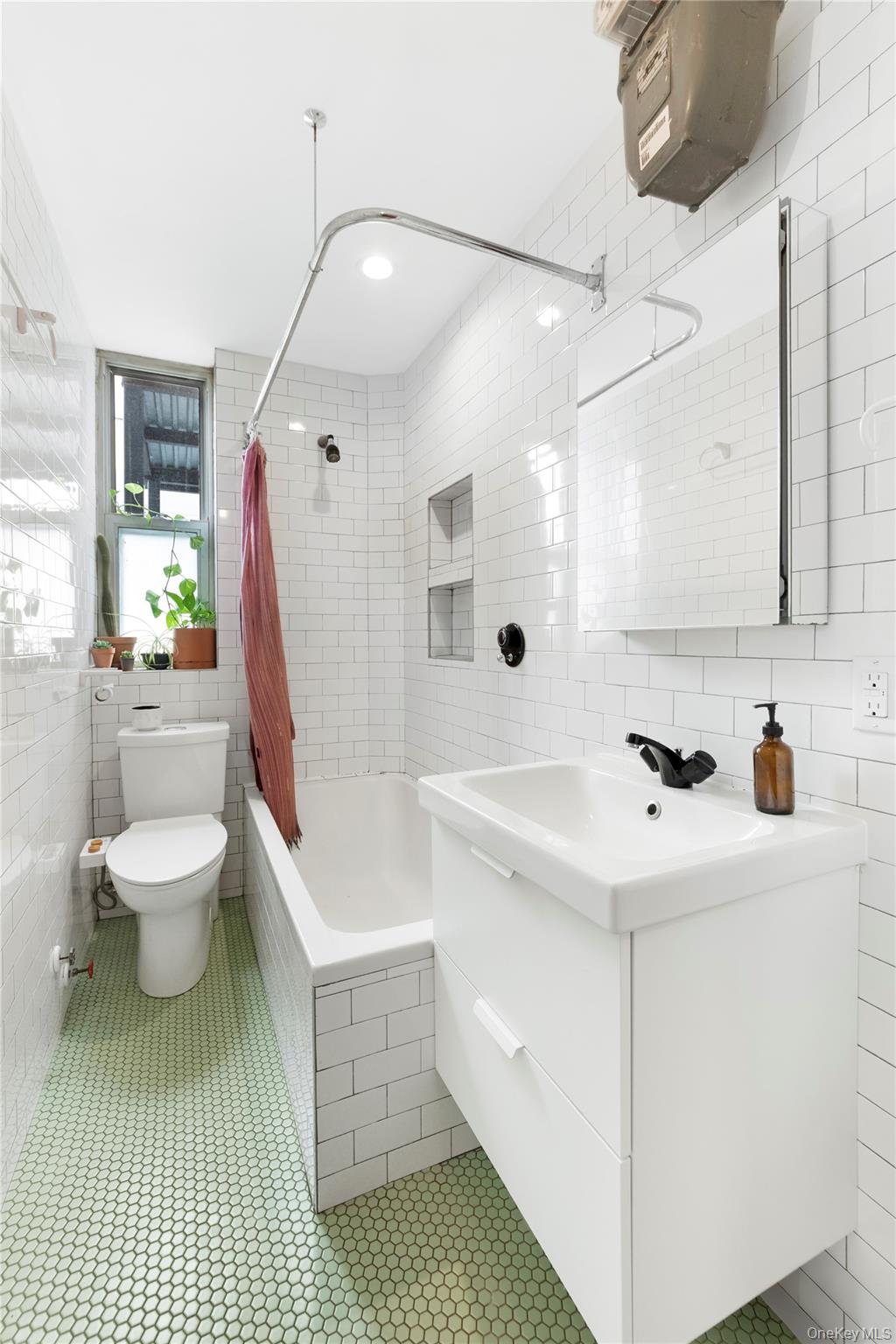 #12 photo, 104 Division Avenue, Brooklyn , NY 11211