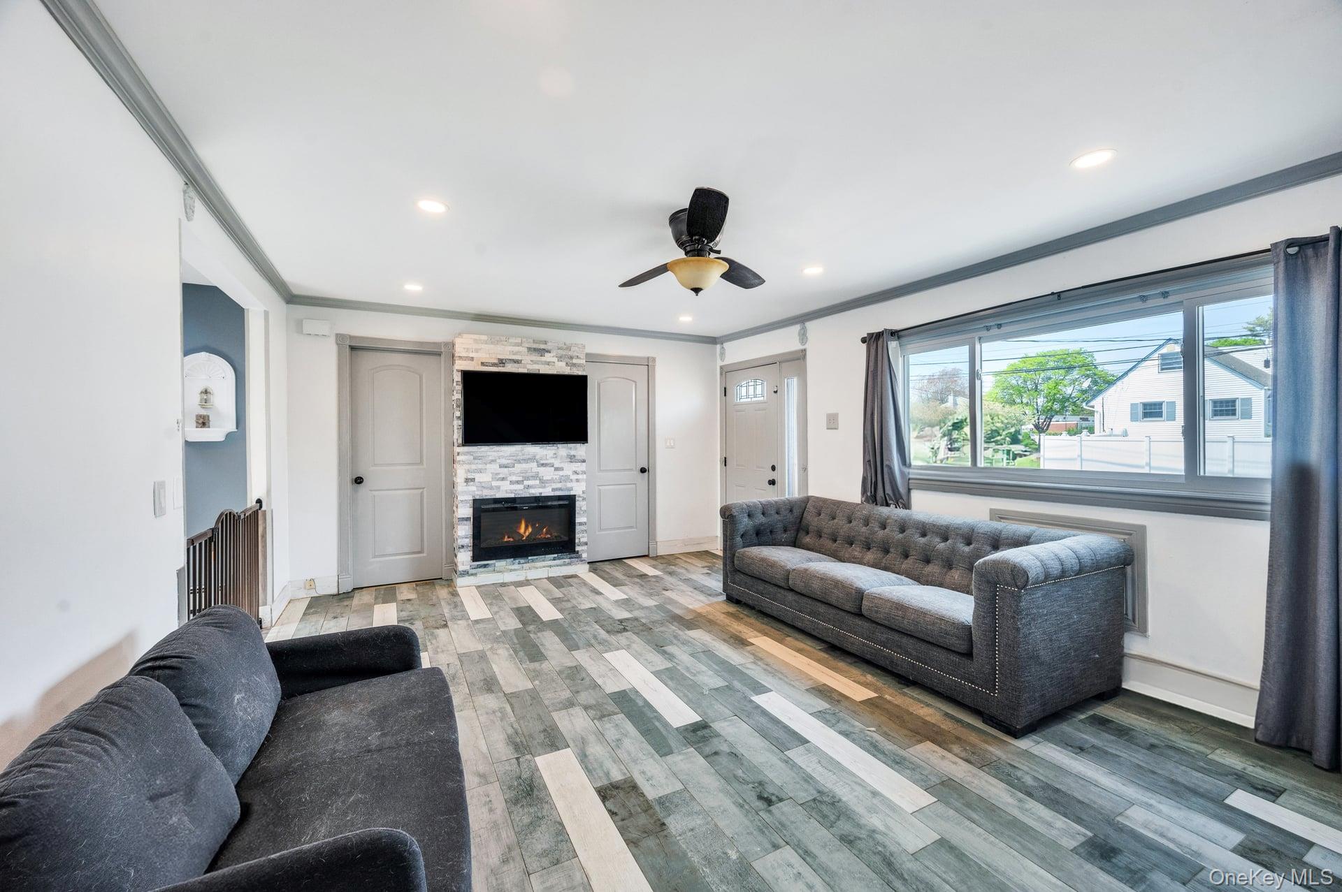 #11 photo, 24 Raynor Street, West Babylon , NY 11704