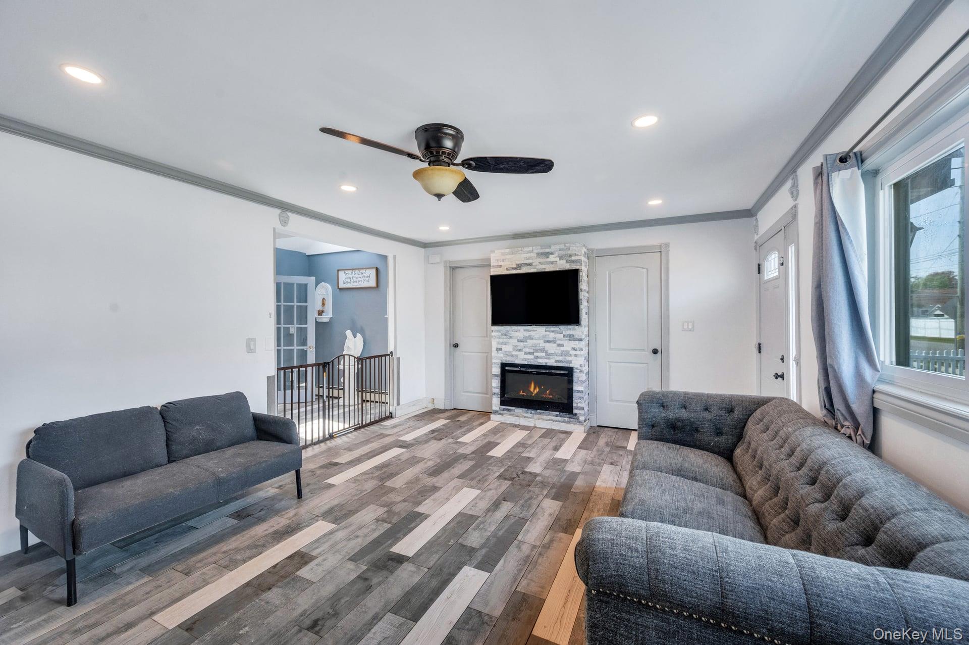 #12 photo, 24 Raynor Street, West Babylon , NY 11704