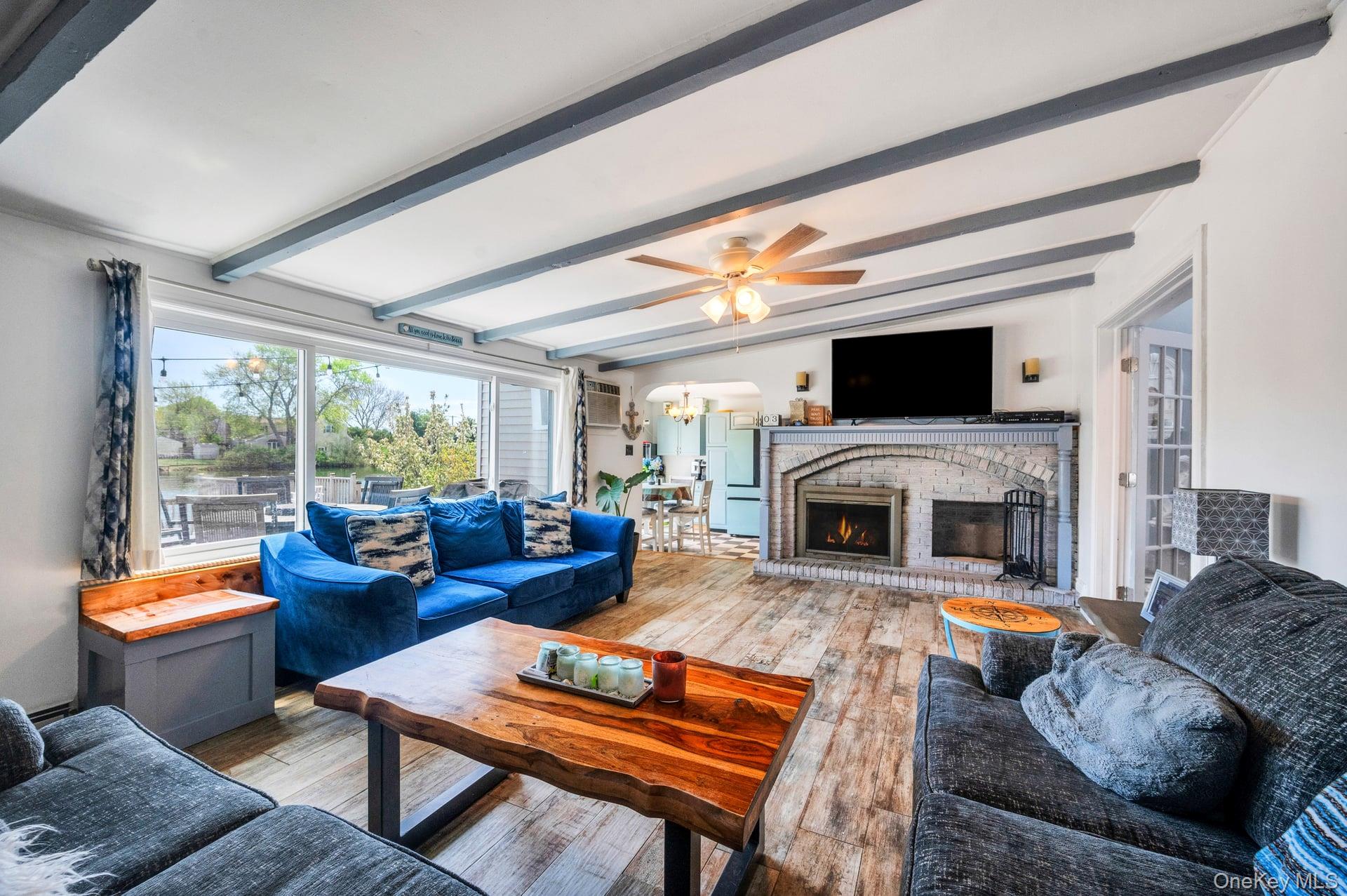 #15 photo, 24 Raynor Street, West Babylon , NY 11704