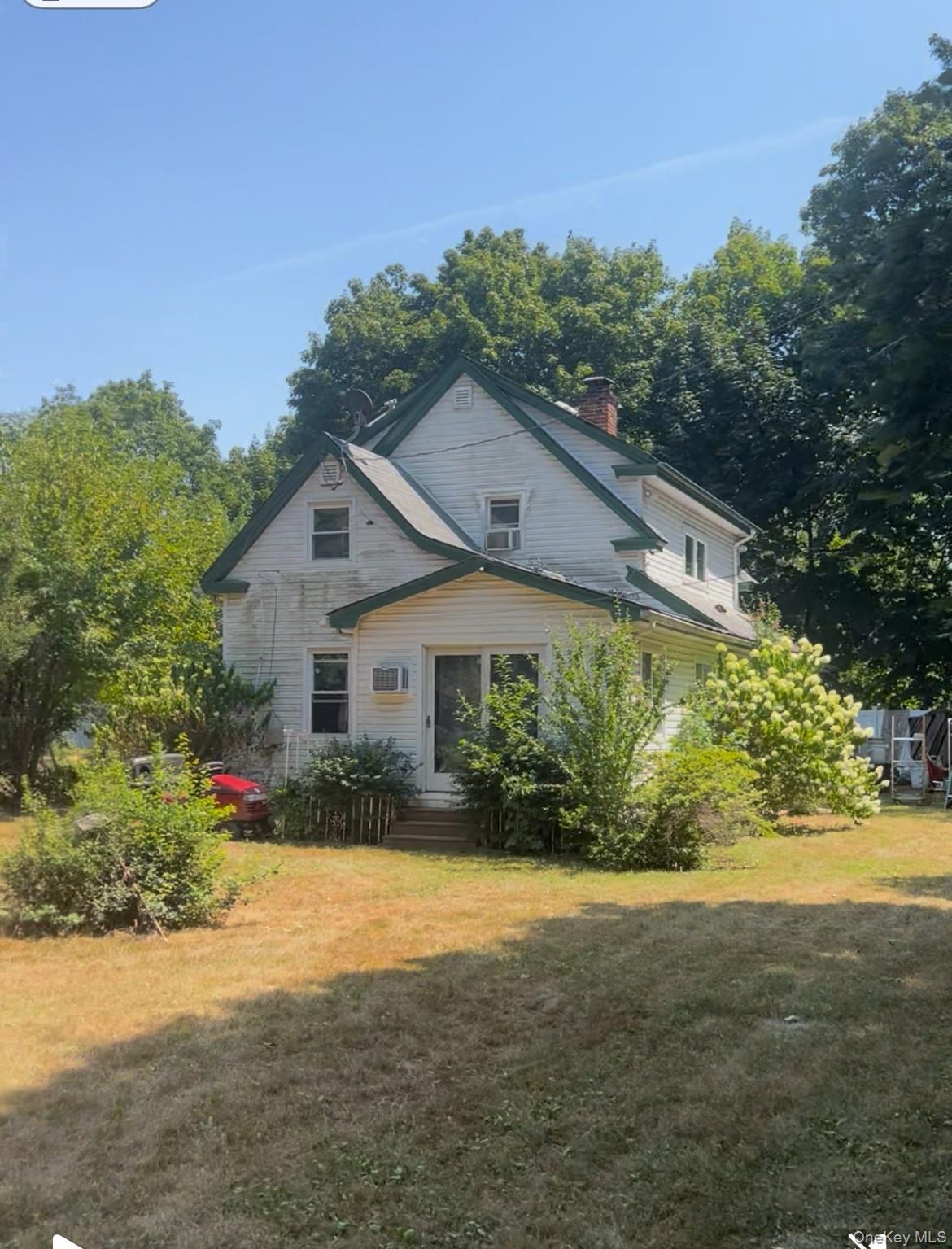 #1 photo, 830 Jericho Turnpike, Westbury , NY 11590