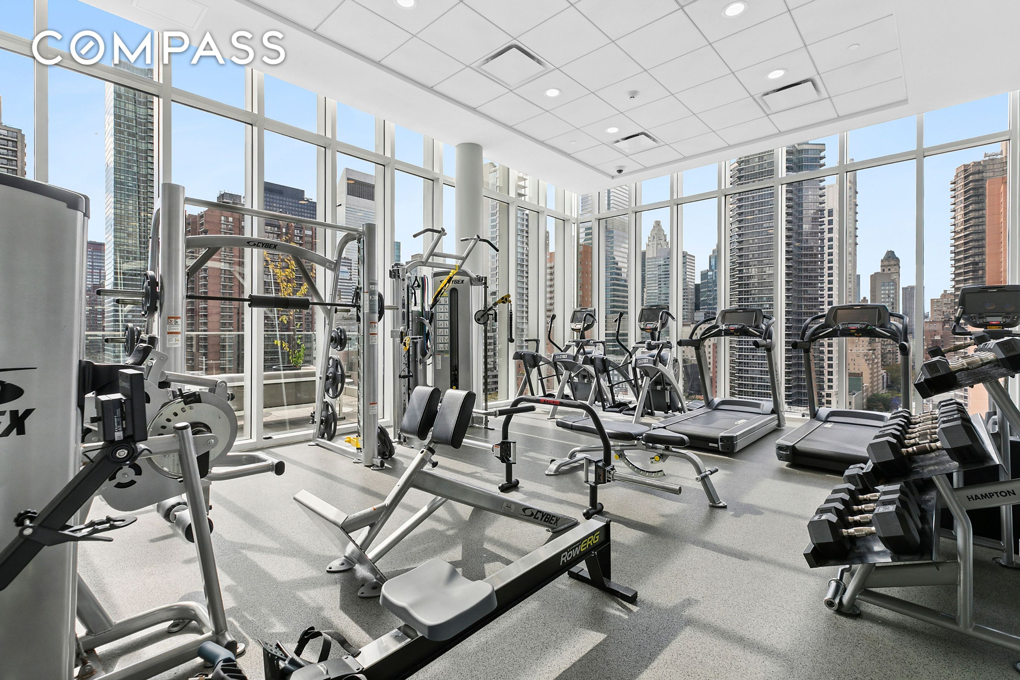 #11 photo, 301 E 61st Street, Lenox Hill , NY 10065