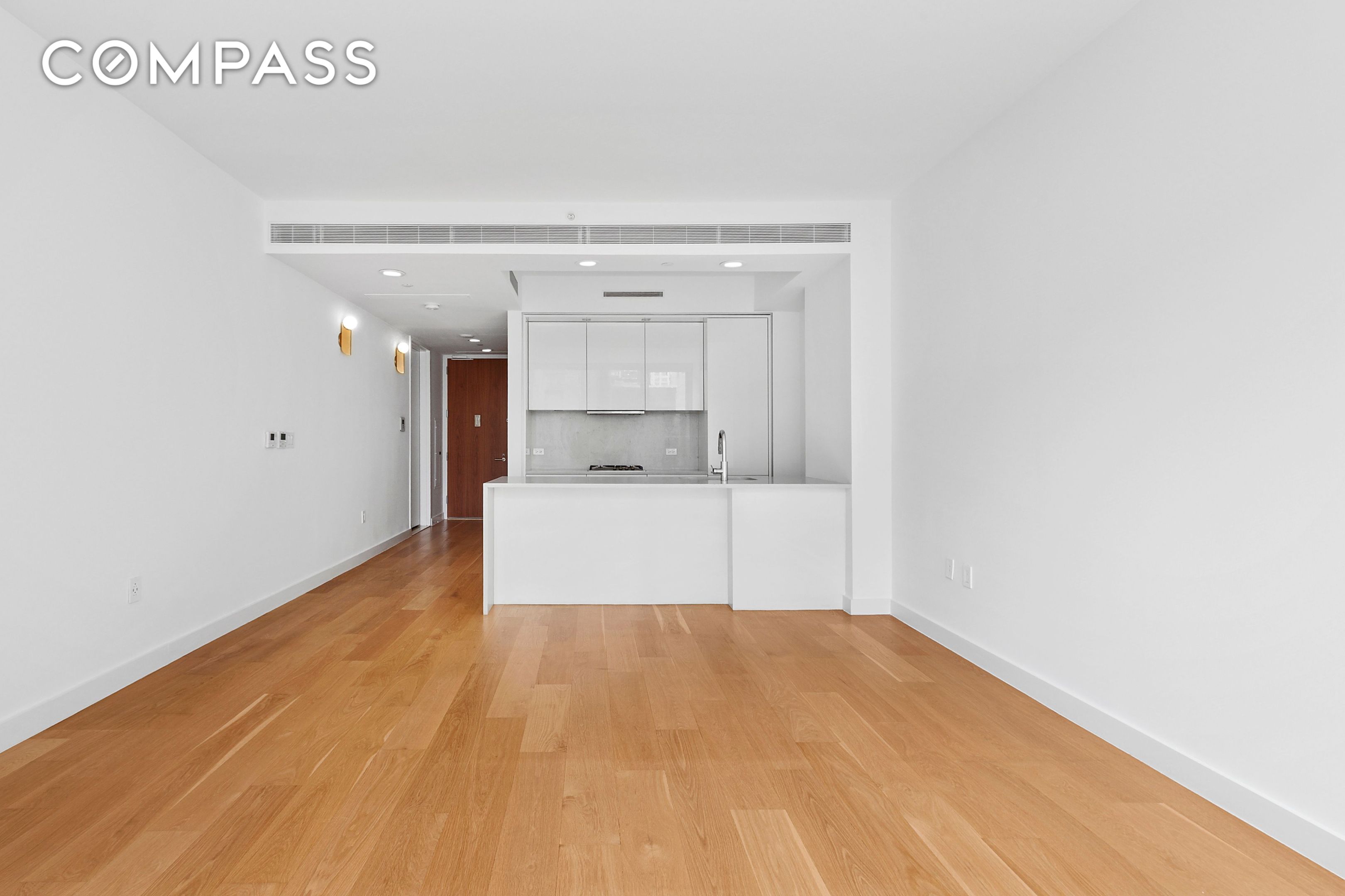 #5 photo, 301 E 61st Street, Lenox Hill , NY 10065