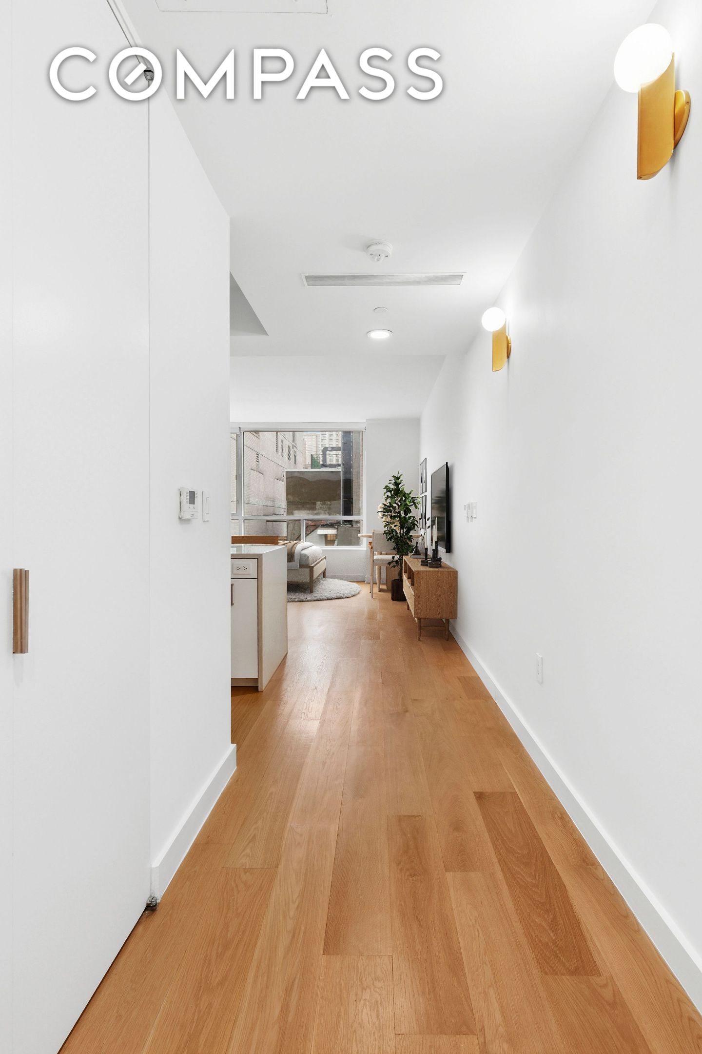 #7 photo, 301 E 61st Street, Lenox Hill , NY 10065