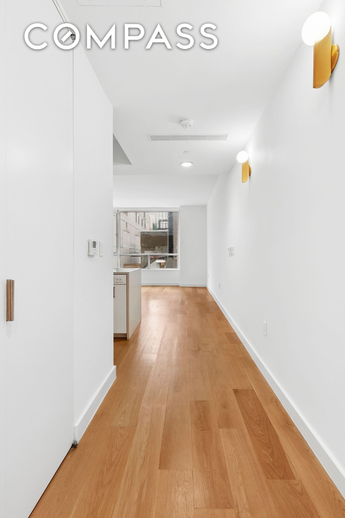 #8 photo, 301 E 61st Street, Lenox Hill , NY 10065