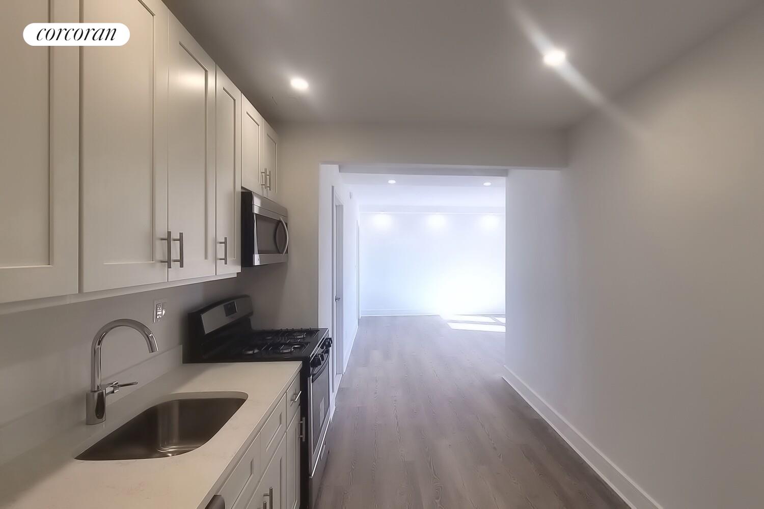 #16 photo, New York City, マンハッタン Upper West Side , NY 10024