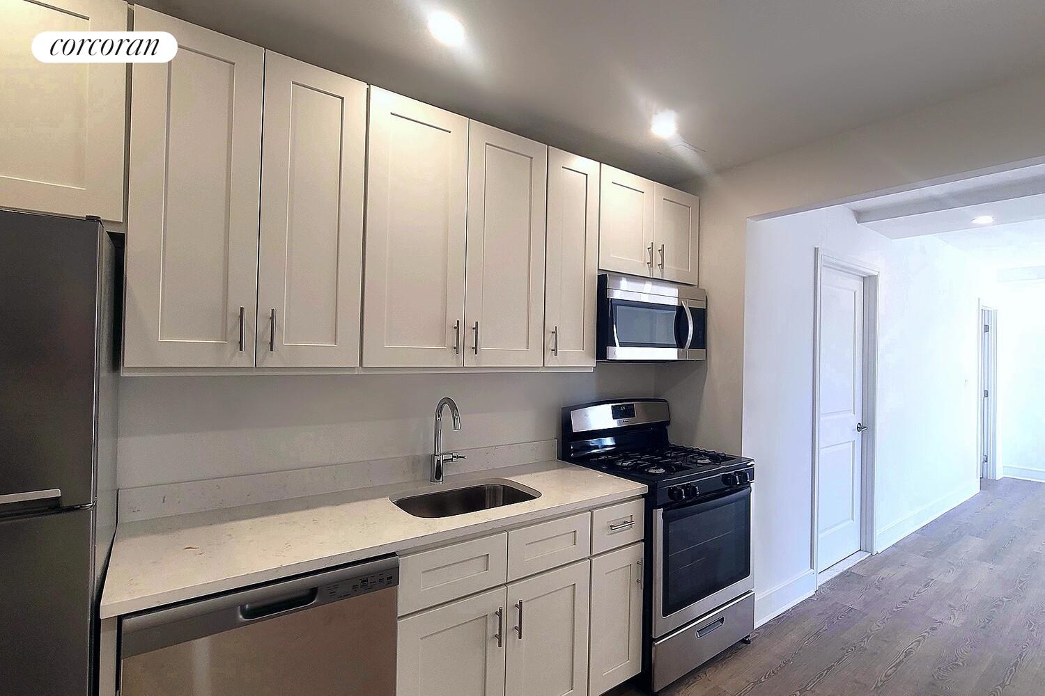 #17 photo, New York City, マンハッタン Upper West Side , NY 10024