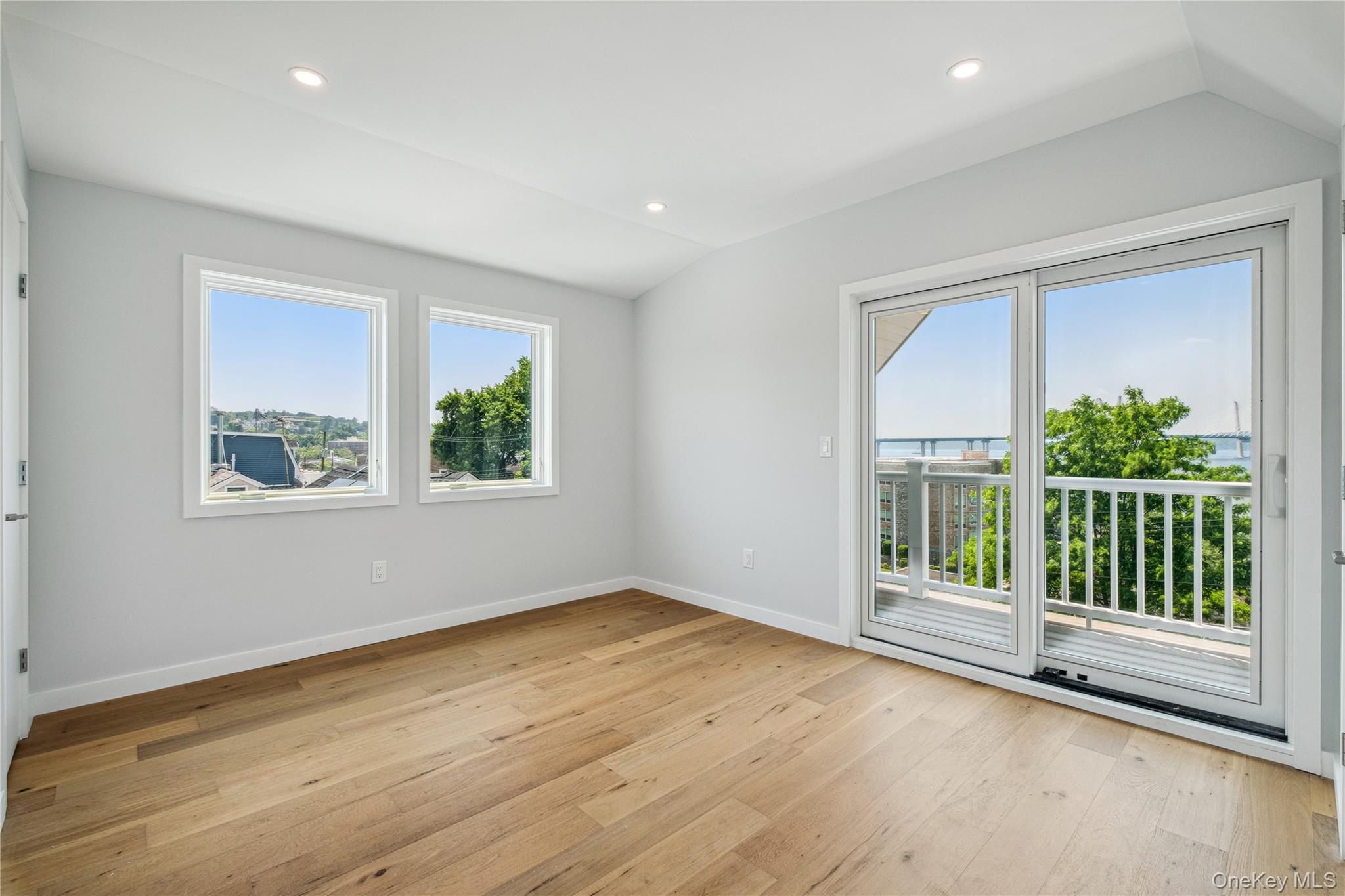 #4 photo, 46 Hudson Street, Sleepy Hollow , NY 10591