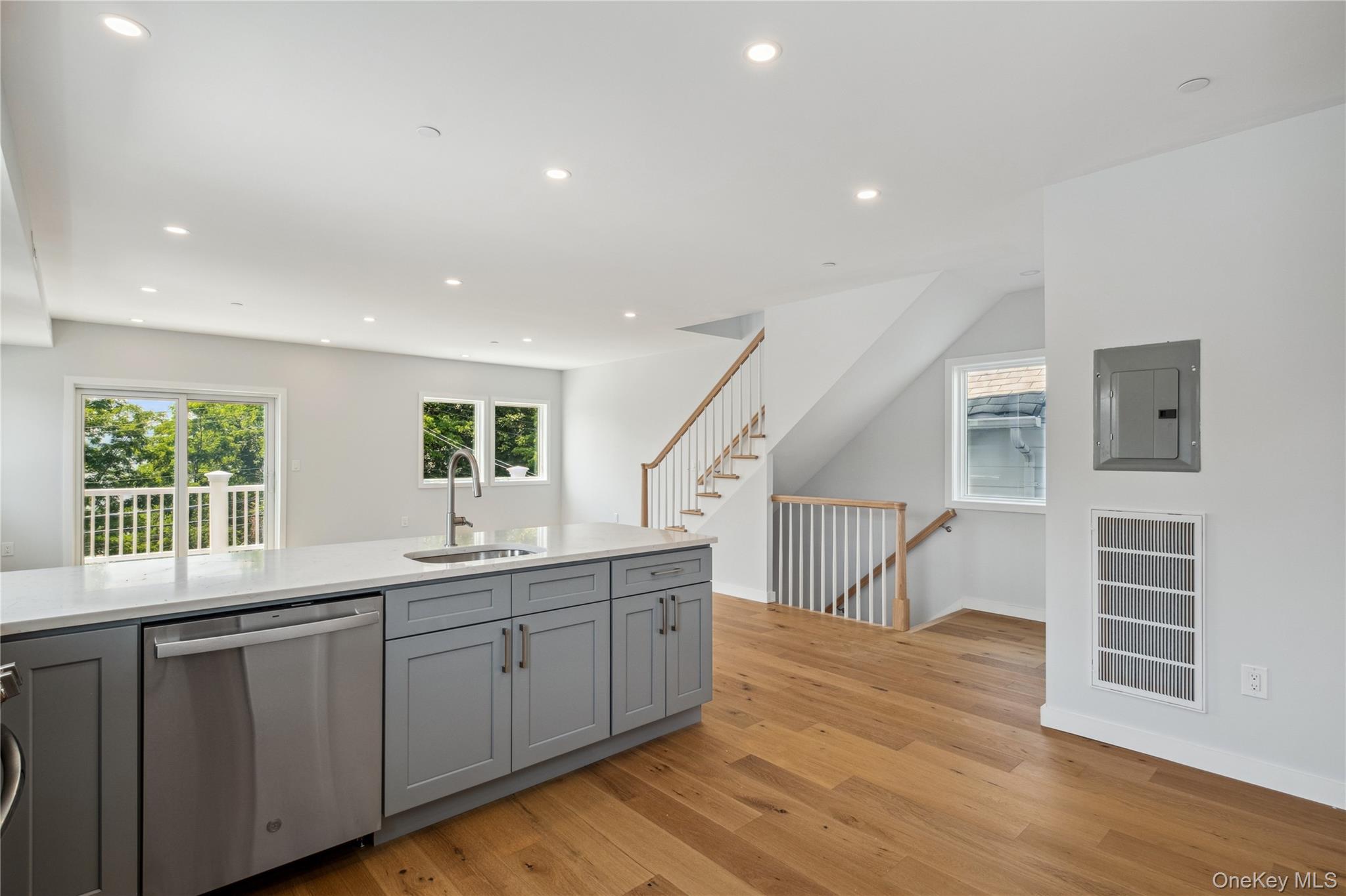 #9 photo, 46 Hudson Street, Sleepy Hollow , NY 10591