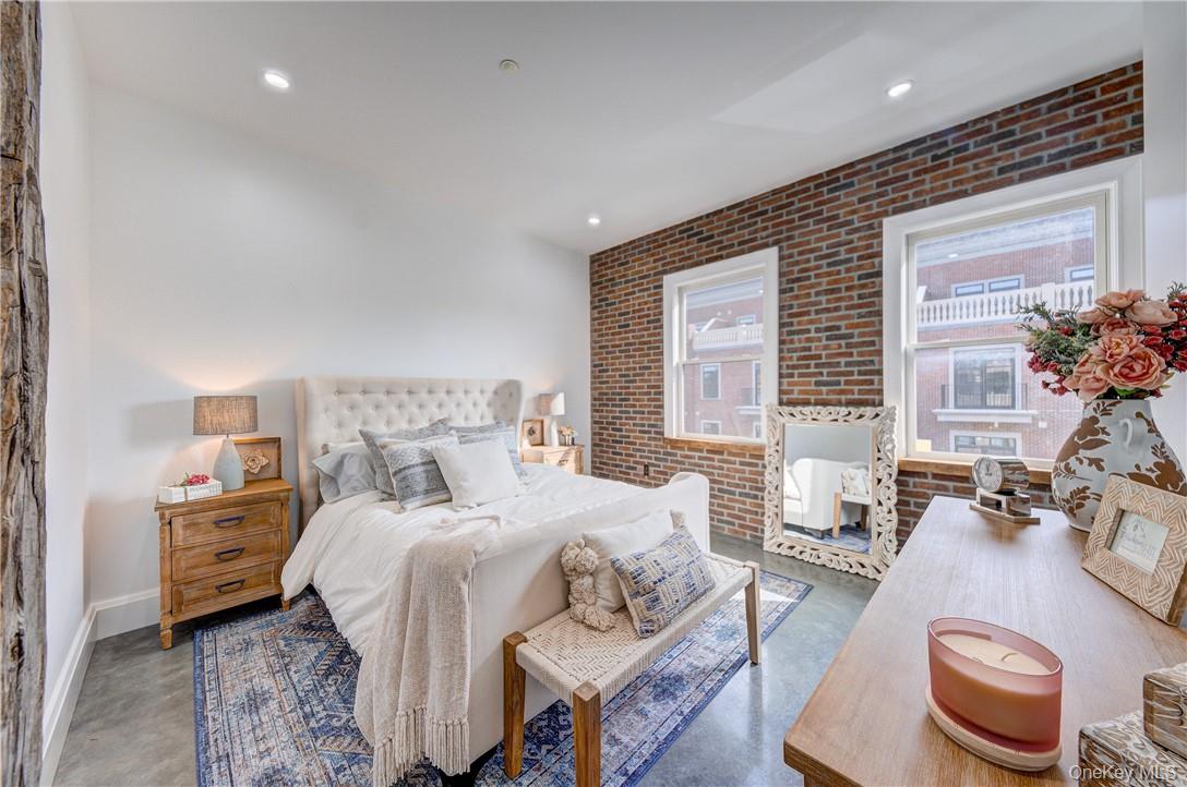 #17 photo, 226 Main Street, Beacon , NY 12508