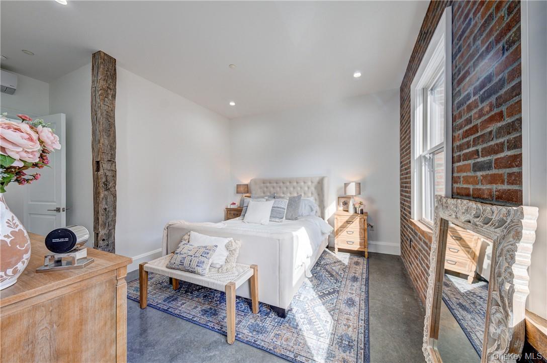 #18 photo, 226 Main Street, Beacon , NY 12508