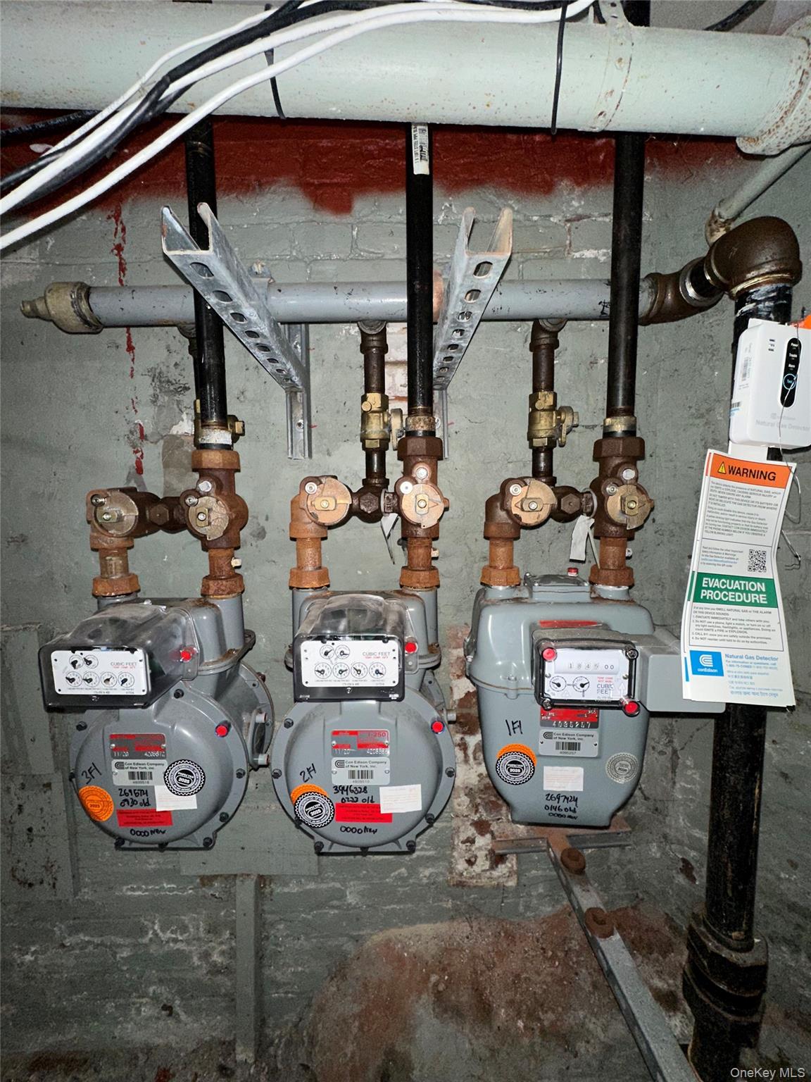 #10 photo, 31 Victor, Yonkers , NY 10701