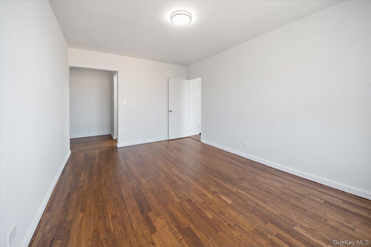 #12 photo, 2630 Kingsbridge Terrace, ブロンクス区 Bronx , NY 10463