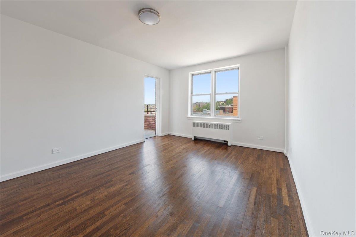 #18 photo, 2630 Kingsbridge Terrace, ブロンクス区 Bronx , NY 10463