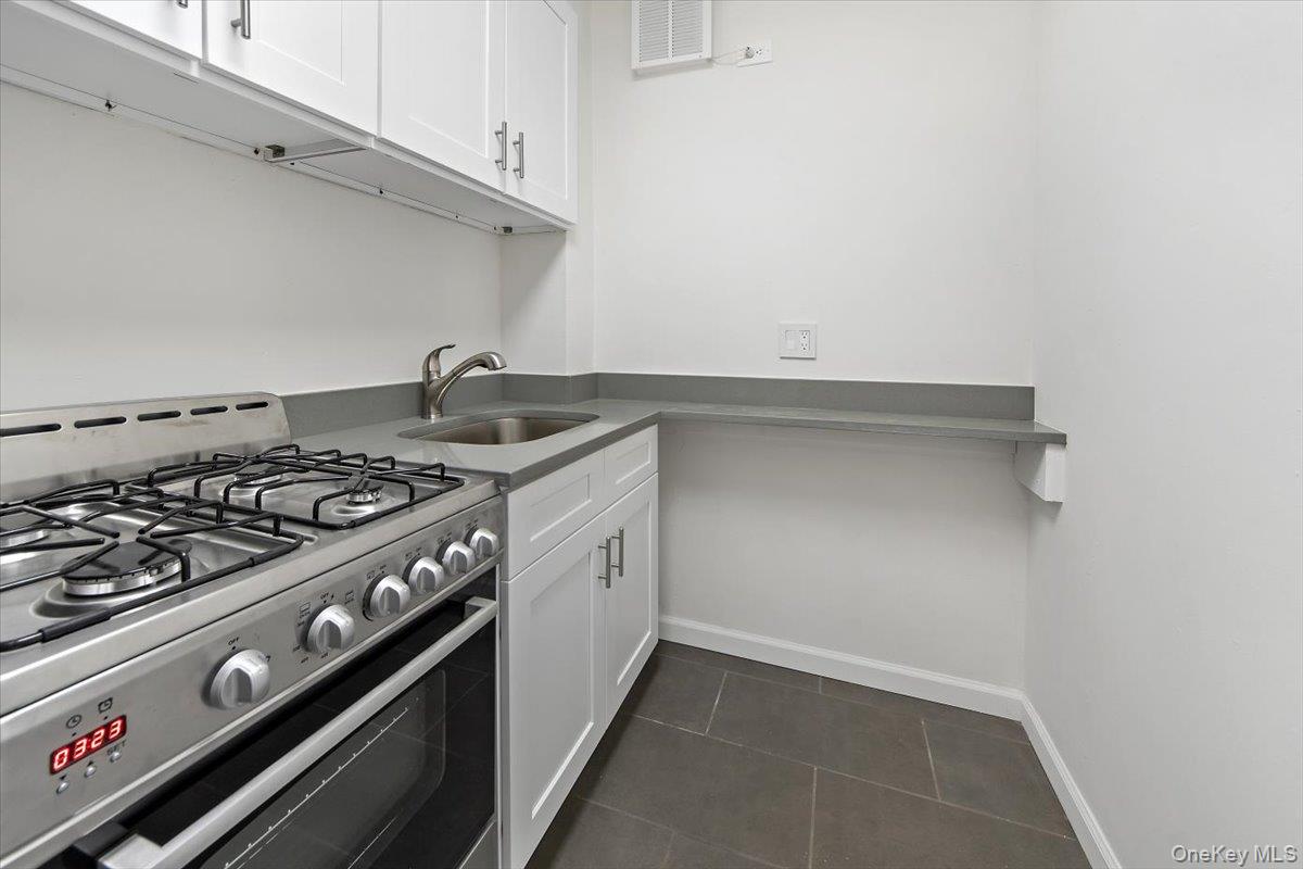 #3 photo, 2630 Kingsbridge Terrace, ブロンクス区 Bronx , NY 10463