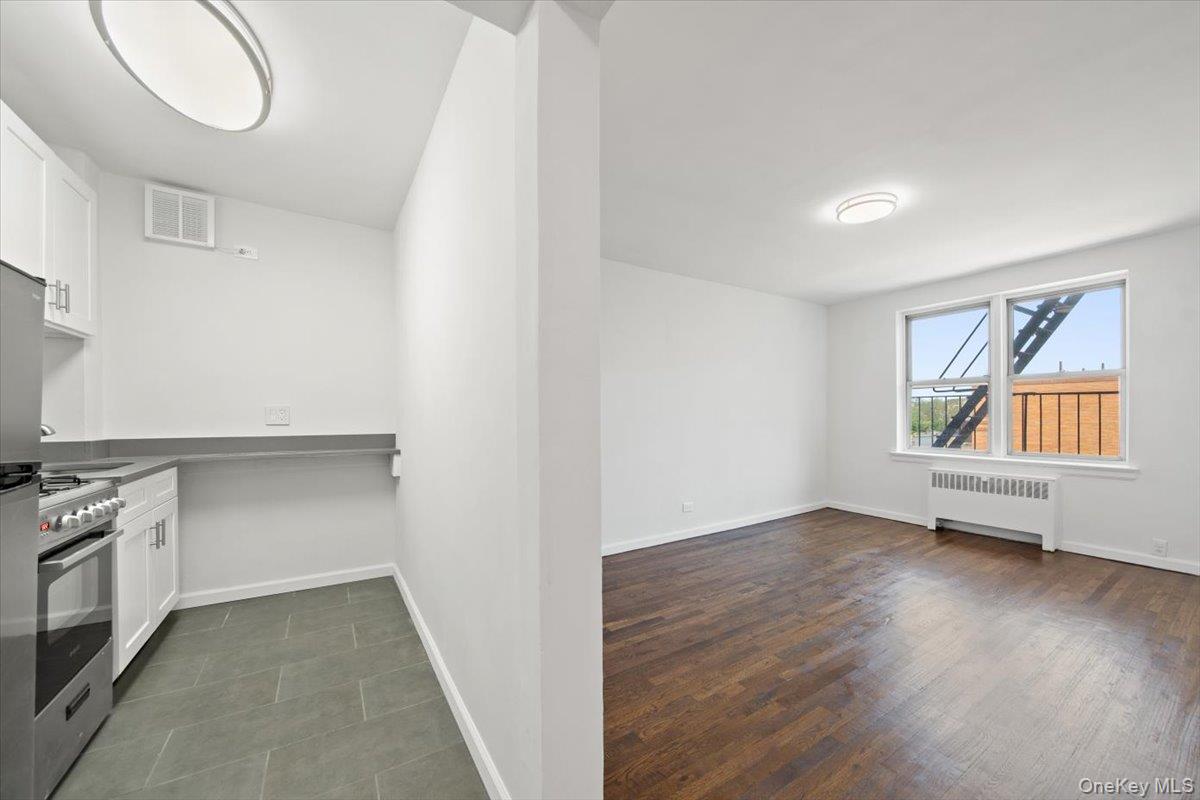 #8 photo, 2630 Kingsbridge Terrace, ブロンクス区 Bronx , NY 10463