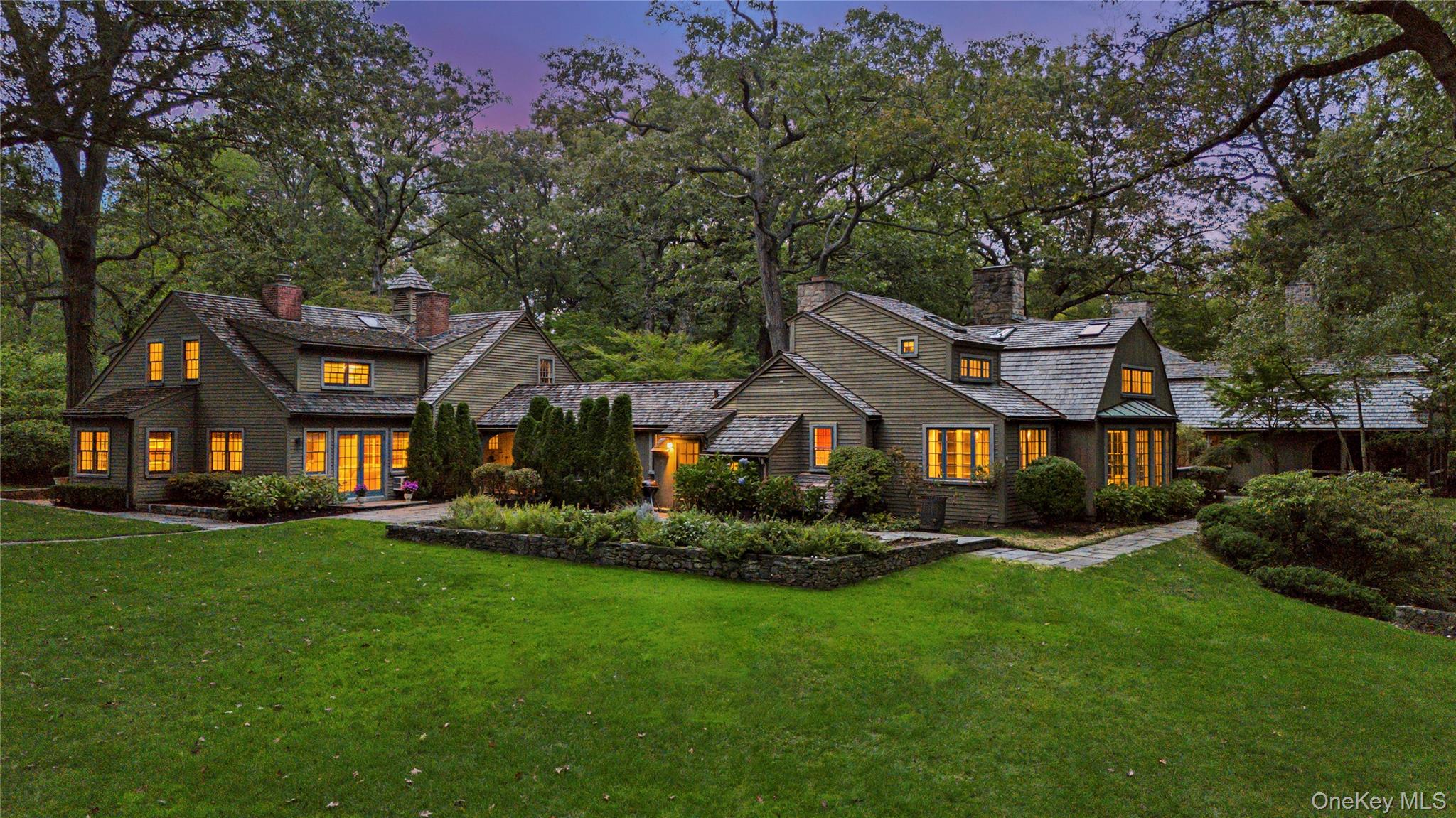 #1 photo, 1016 Old White Plains Road, Mamaroneck , NY 10543