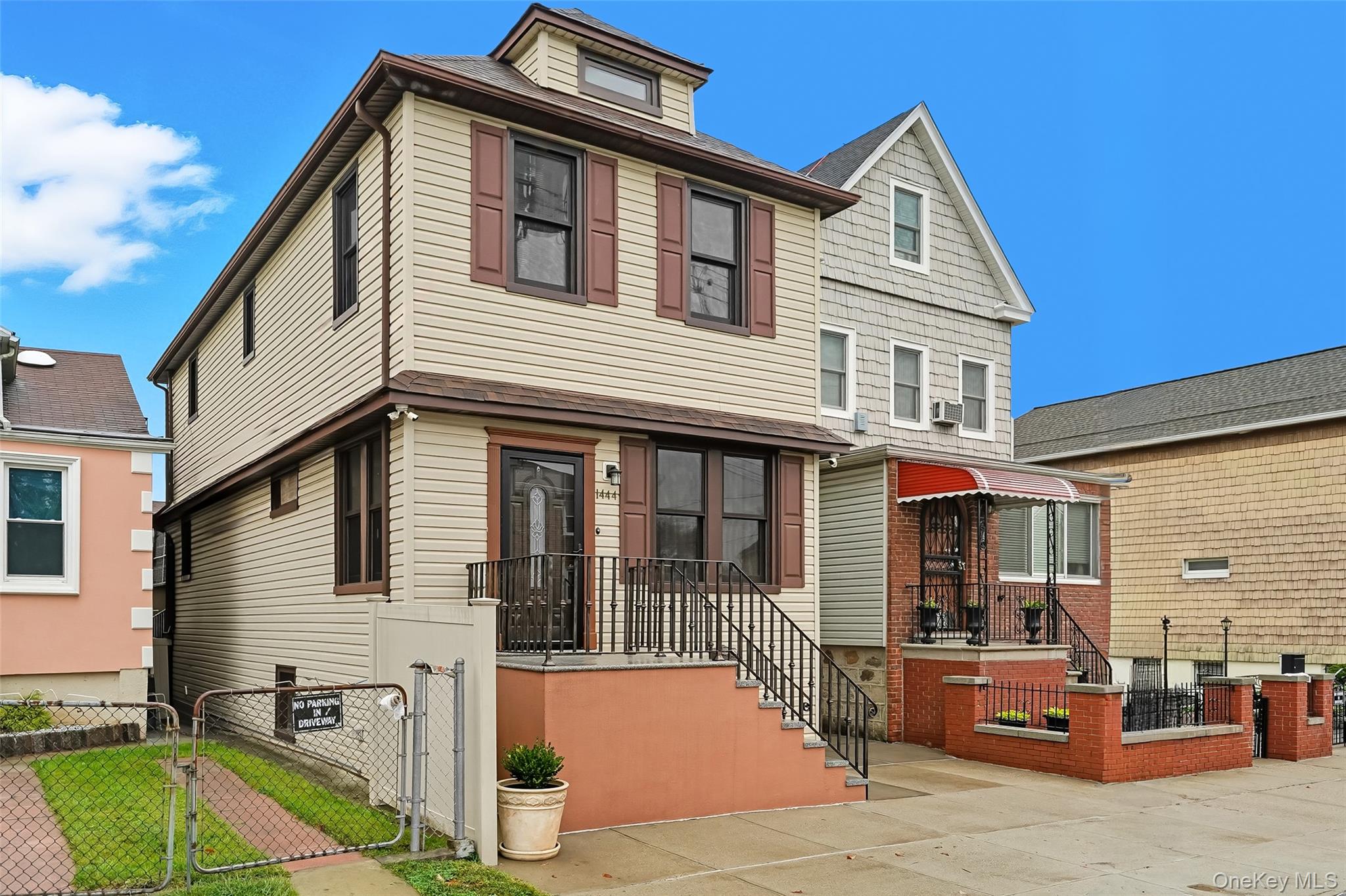 #1 photo, 1444 Gillespie Avenue, Bronx , NY 10461