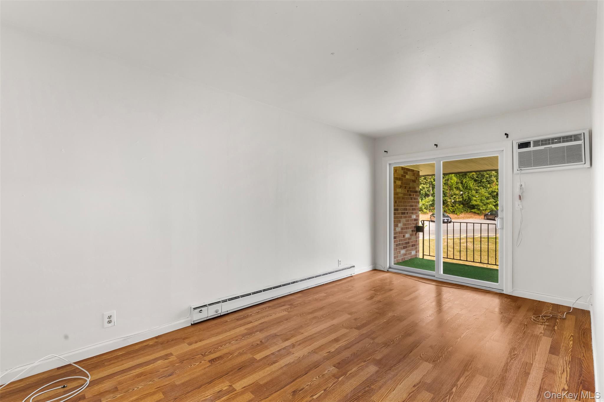 #5 photo, 1513 Old Country Road, Elmsford , NY 10523