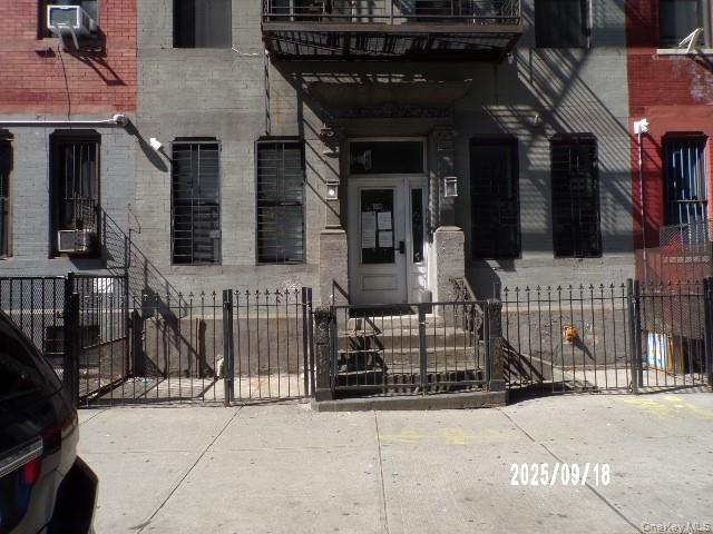 #2 photo, 15 Humboldt Street, ブルックリン区 Brooklyn , NY 11206