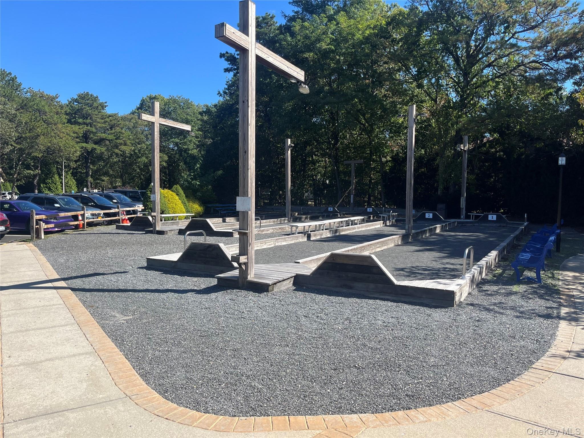 #18 photo, 129 Golf Lane, サフォーク郡 Medford , NY 11763