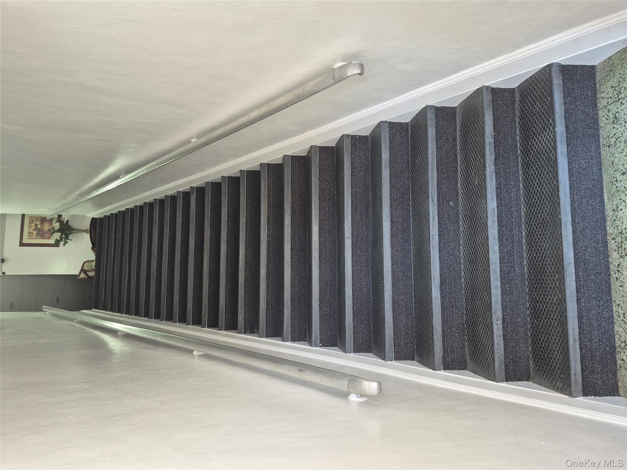 #2 photo, 475 W Merrick Road, Valley Stream , NY 11580