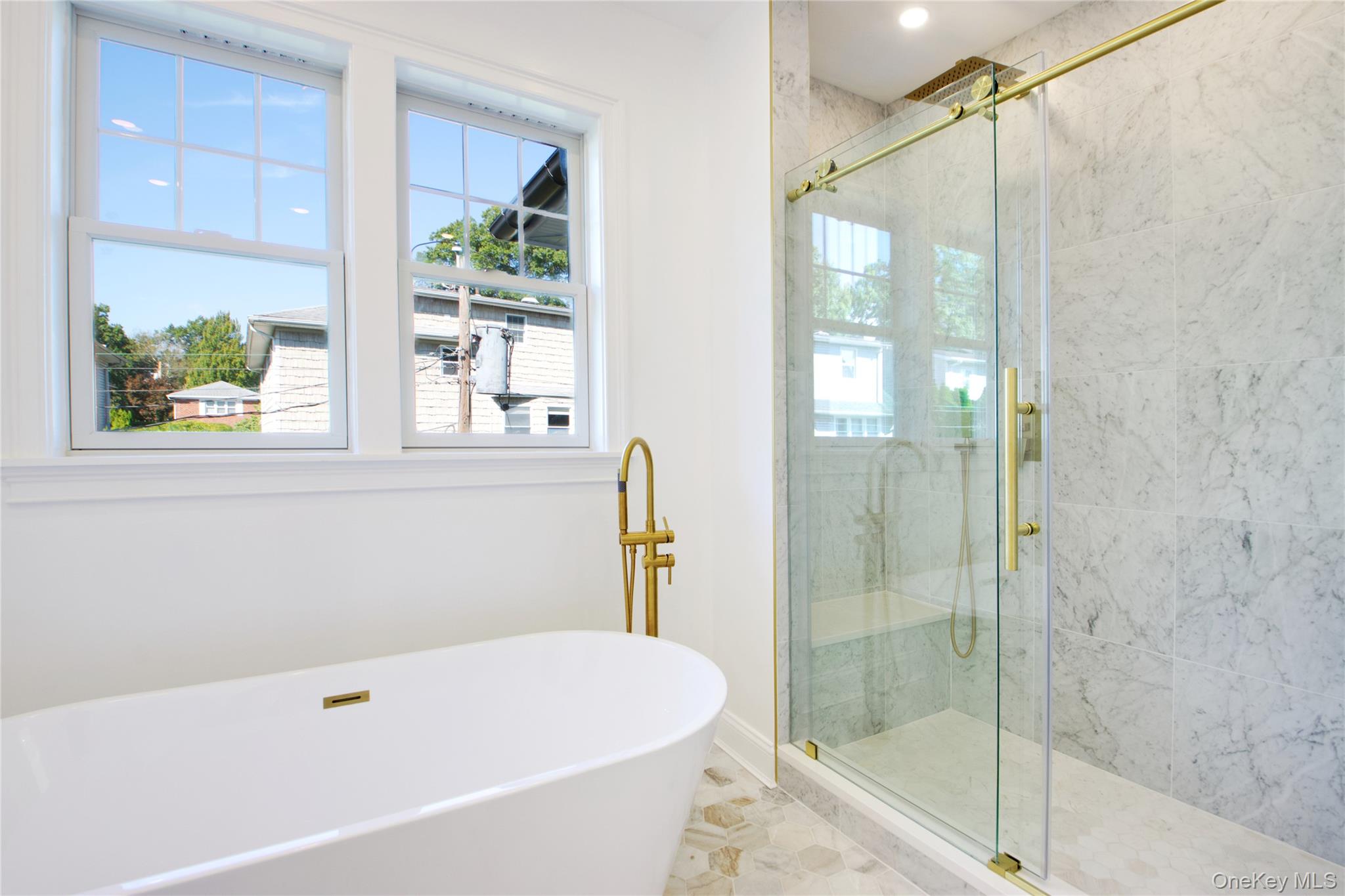 #16 photo, 108 Tanners Pond Road, Garden City , NY 11530