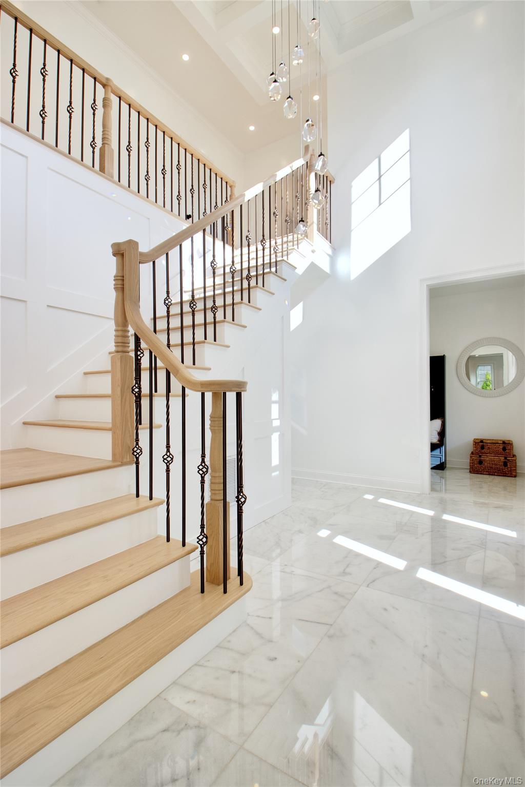 #2 photo, 108 Tanners Pond Road, Garden City , NY 11530