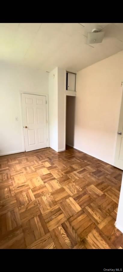 #7 photo, Bronx, Bronx , NY 10462