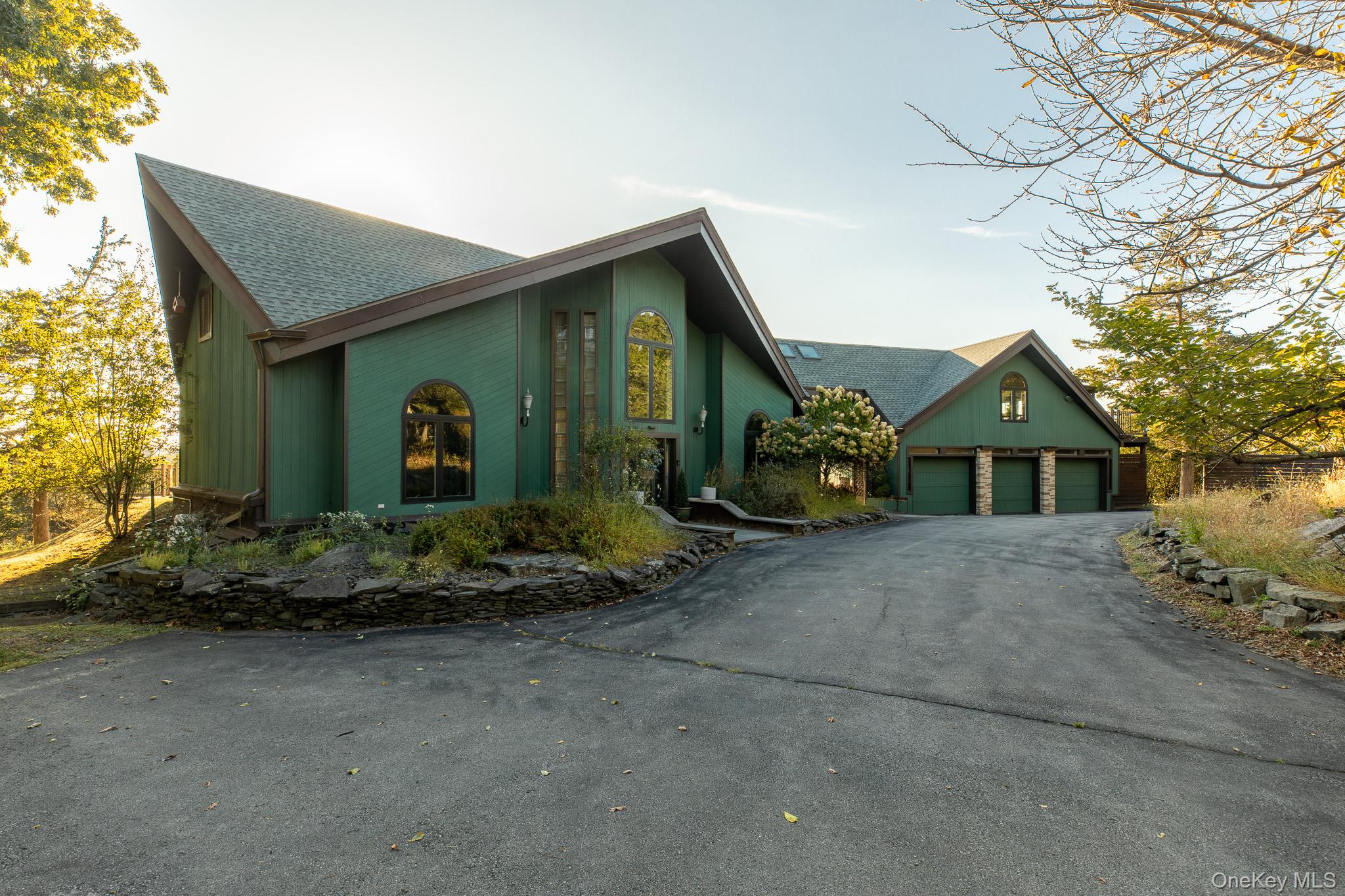 #2 photo, 69 Cedar Pond Lane, Chester , NY 10918