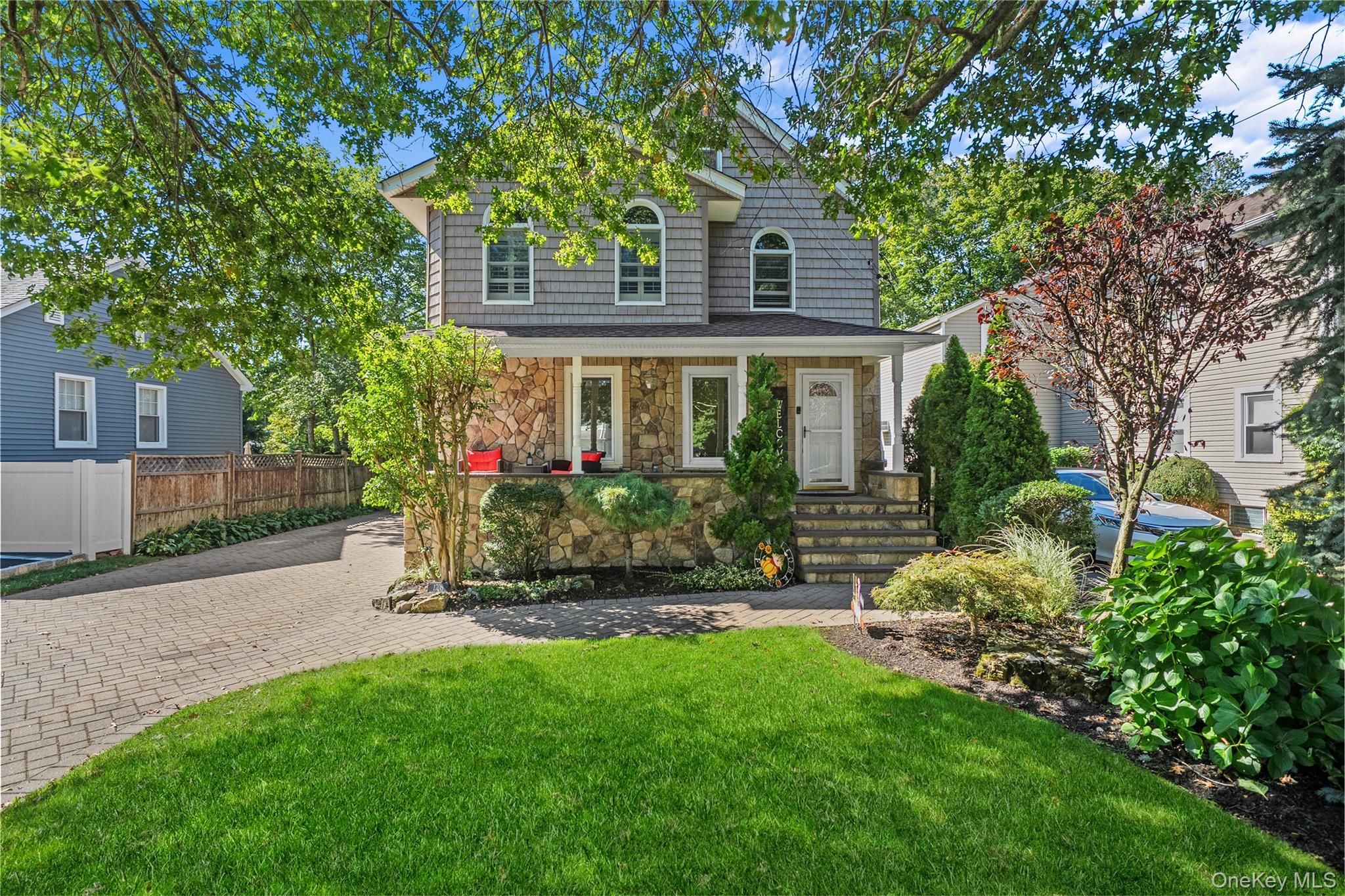 #1 photo, 1708 Cornelius Avenue, Wantagh , NY 11793