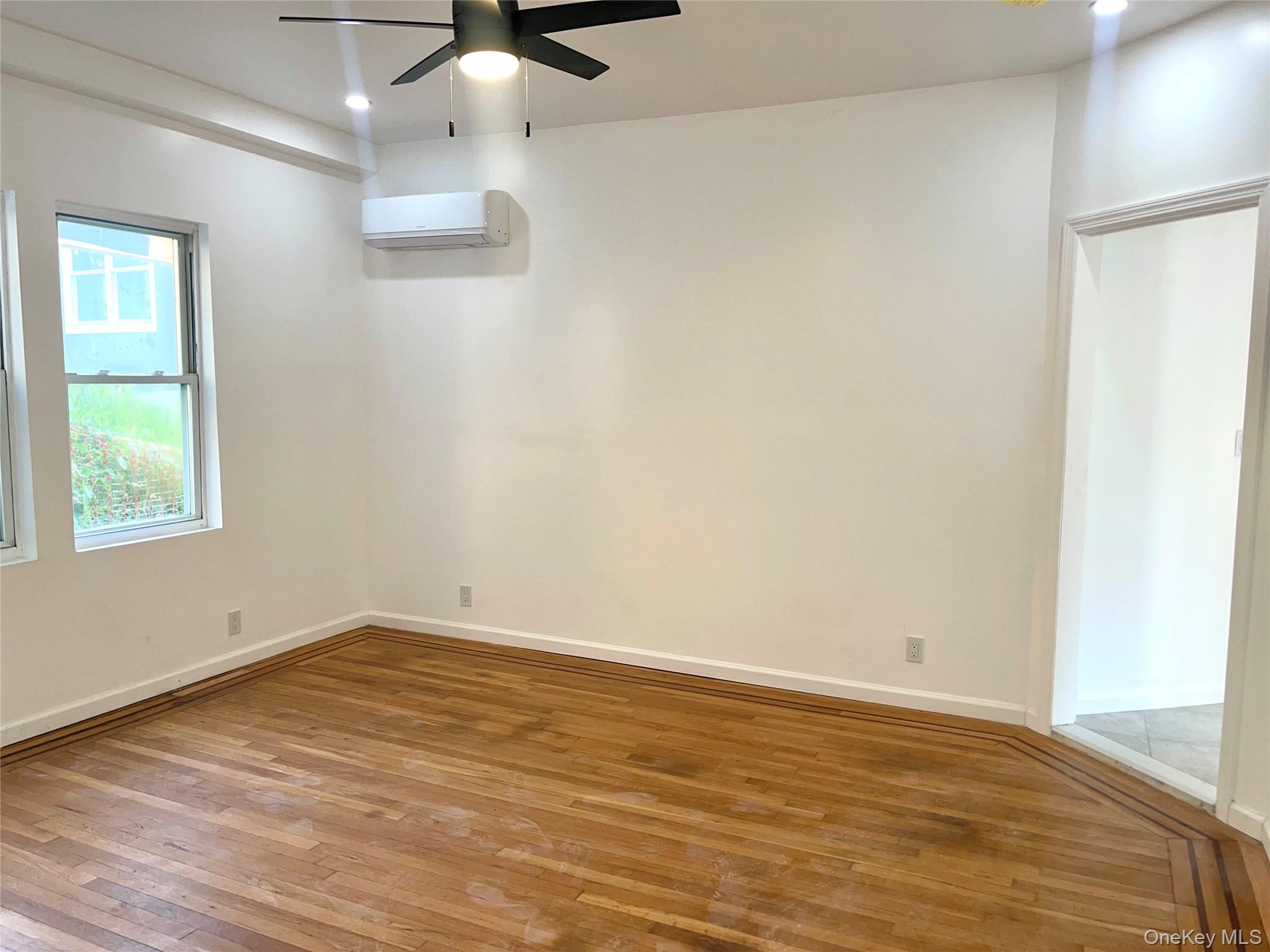 #6 photo, 26 Meadowbrook Place, Yonkers , NY 10703