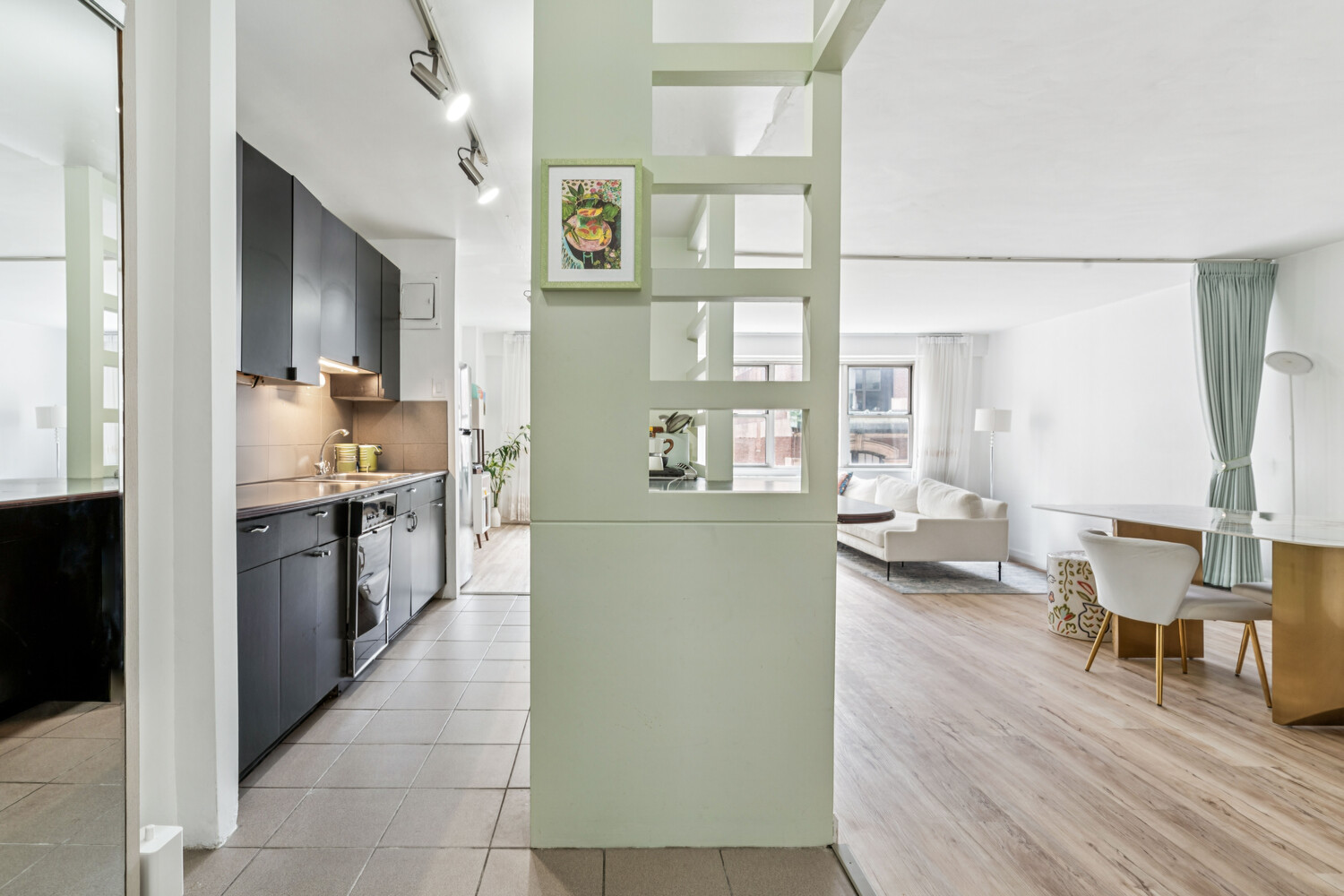 #5 photo, 136 E 56TH Street, Midtown East , NY 10022