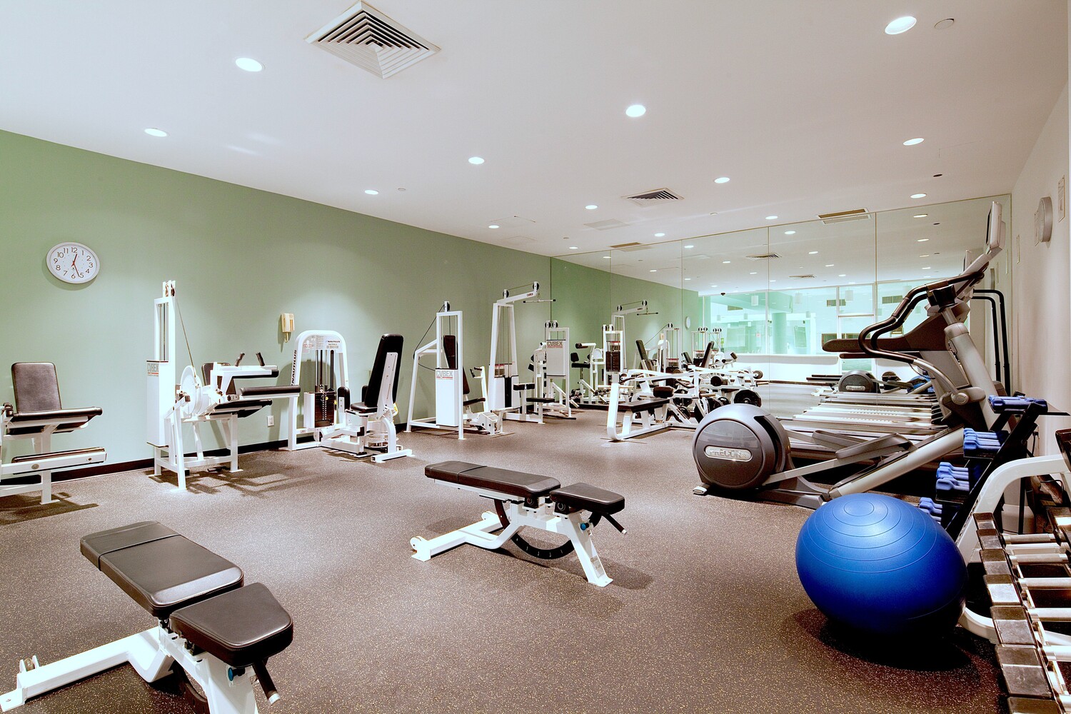 #16 photo, 235 E 40TH Street, Murray Hill , NY 10016