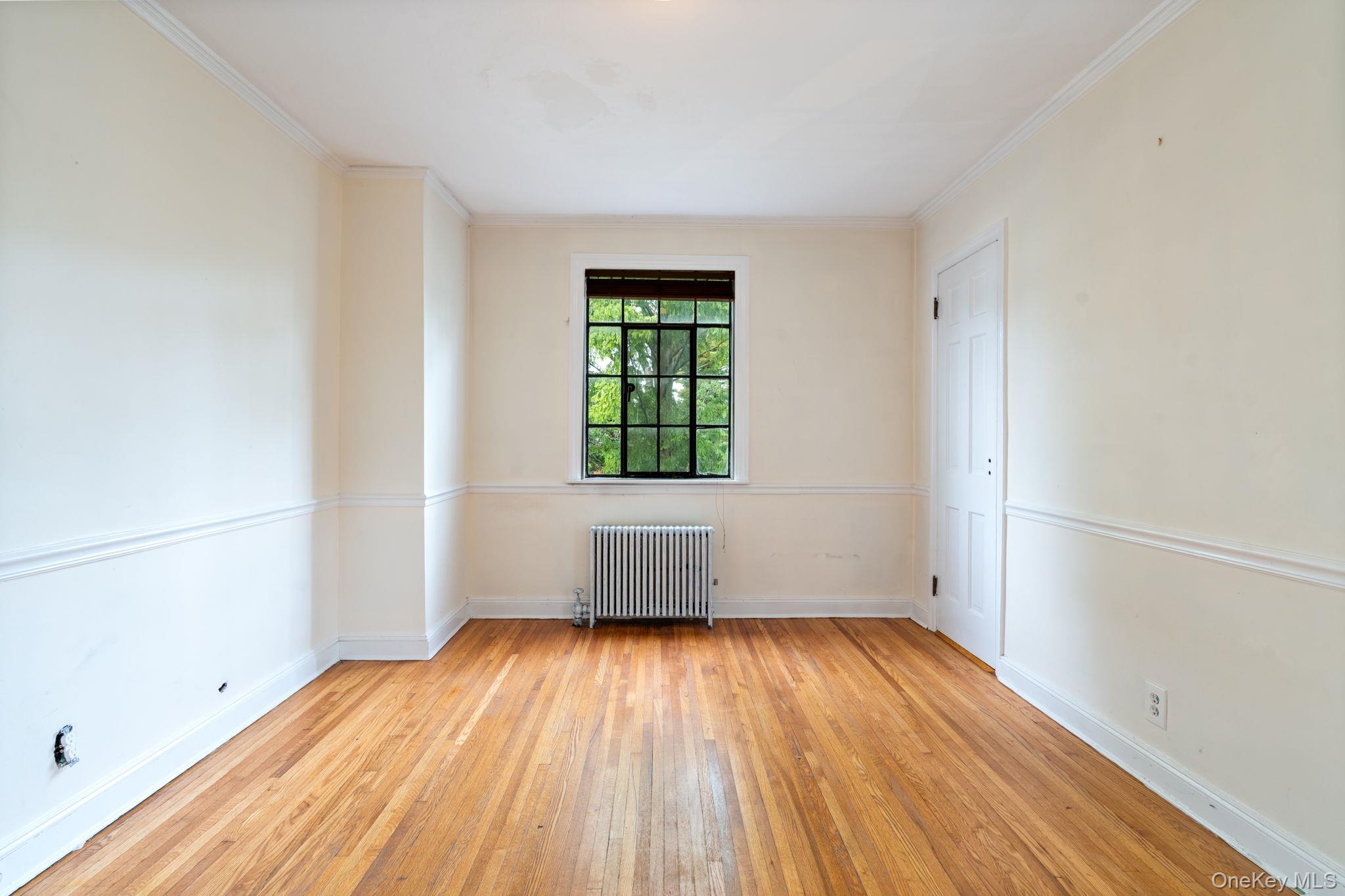 #12 photo, 304 Kilburn Road, गार्डन सिटी Garden City , NY 11530