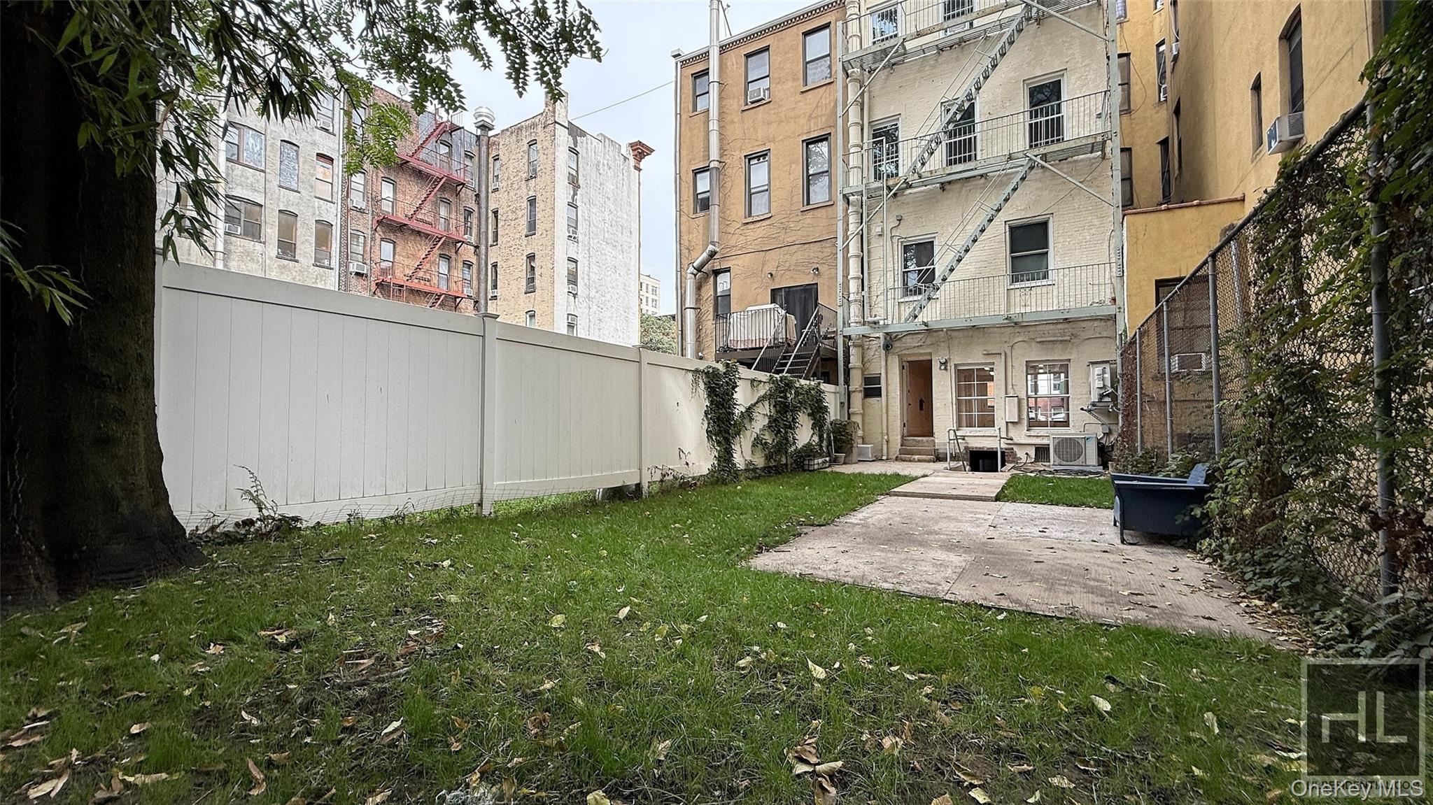 #8 photo, 414 E 116th Street, マンハッタン New York (Manhattan) , NY 10029