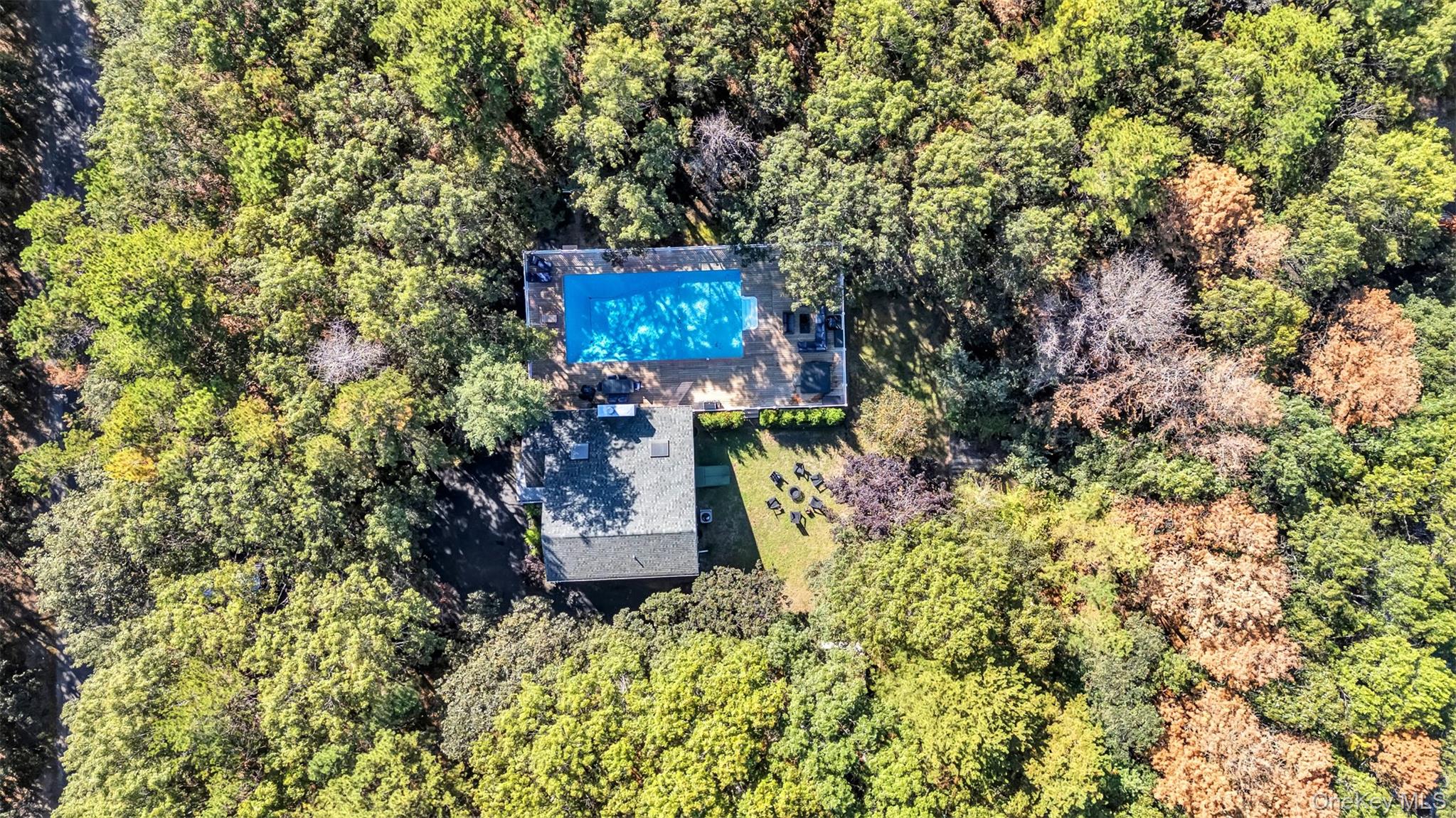 #4 photo, 2 Christine Lane, サフォーク郡 Manorville , NY 11949