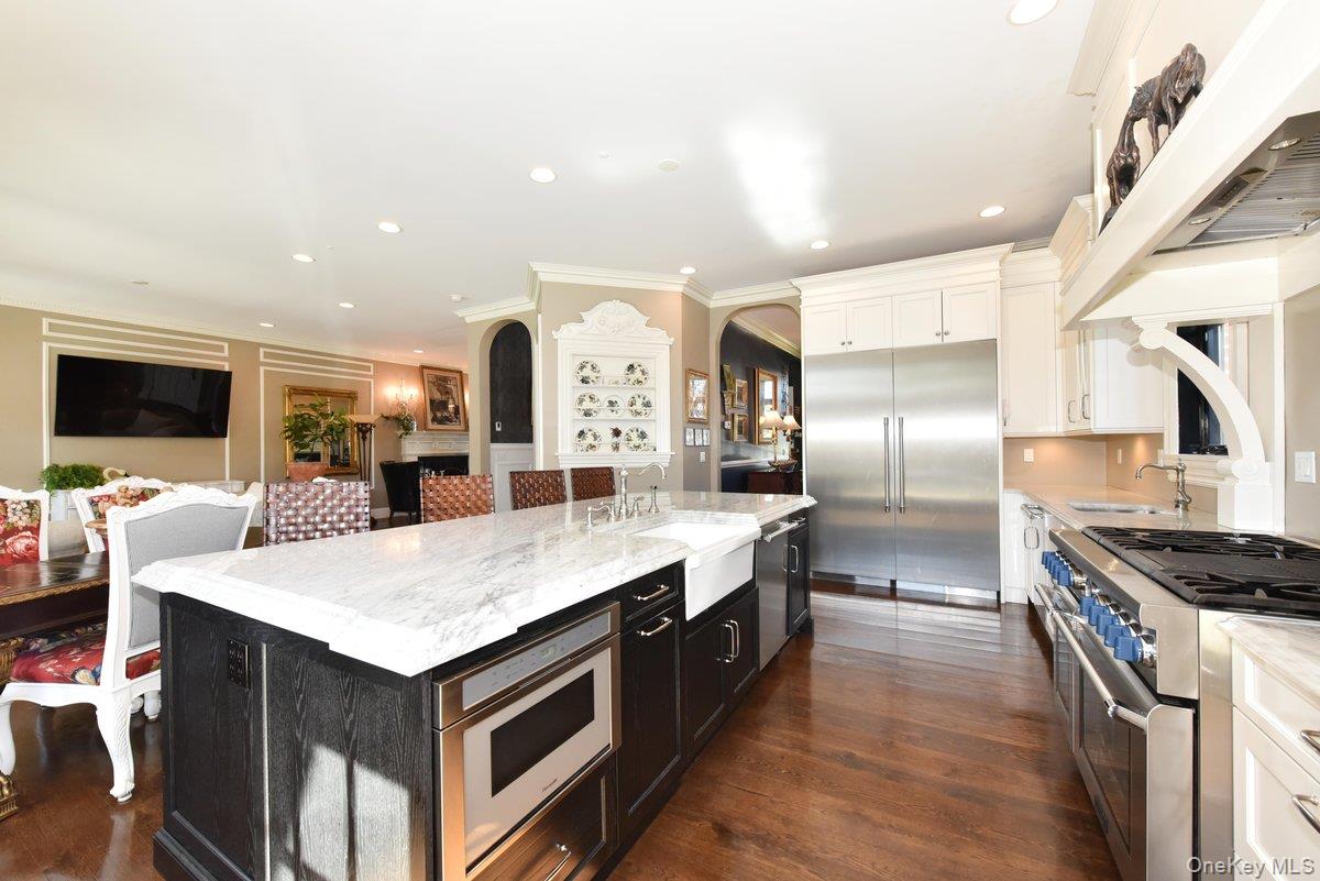 #18 photo, 1974 Monroe Avenue, ナッソー郡 North Bellmore , NY 11710