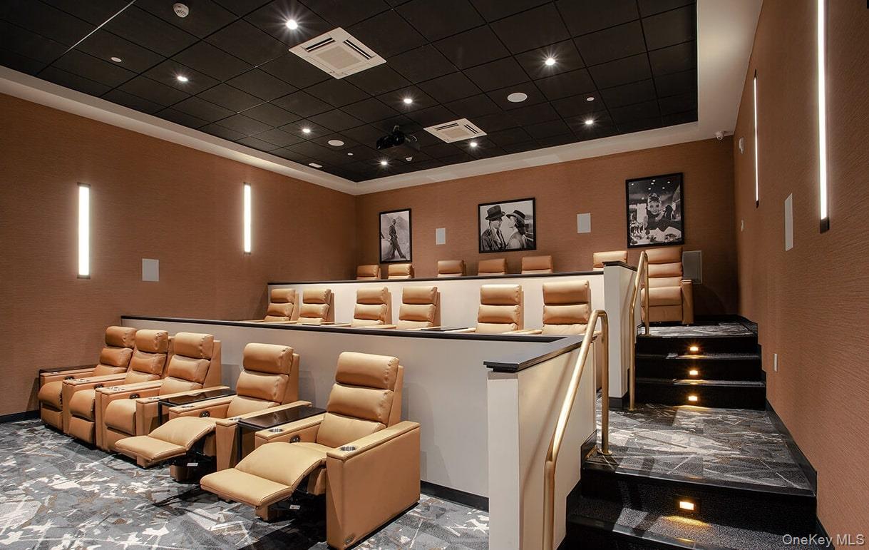 #16 photo, 1 Martine Avenue, White Plains , NY 10606