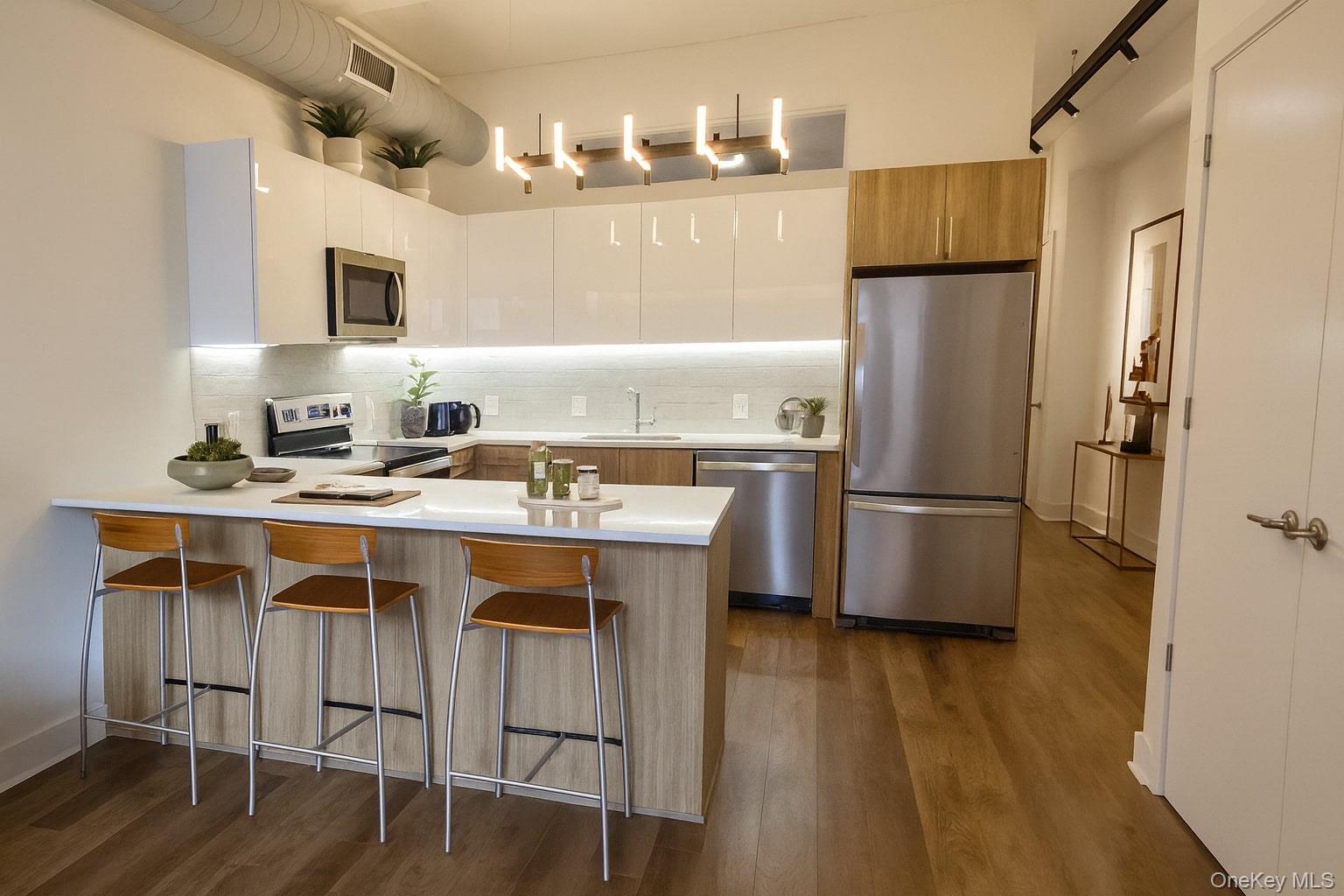 #5 photo, 1 Martine Avenue, White Plains , NY 10606