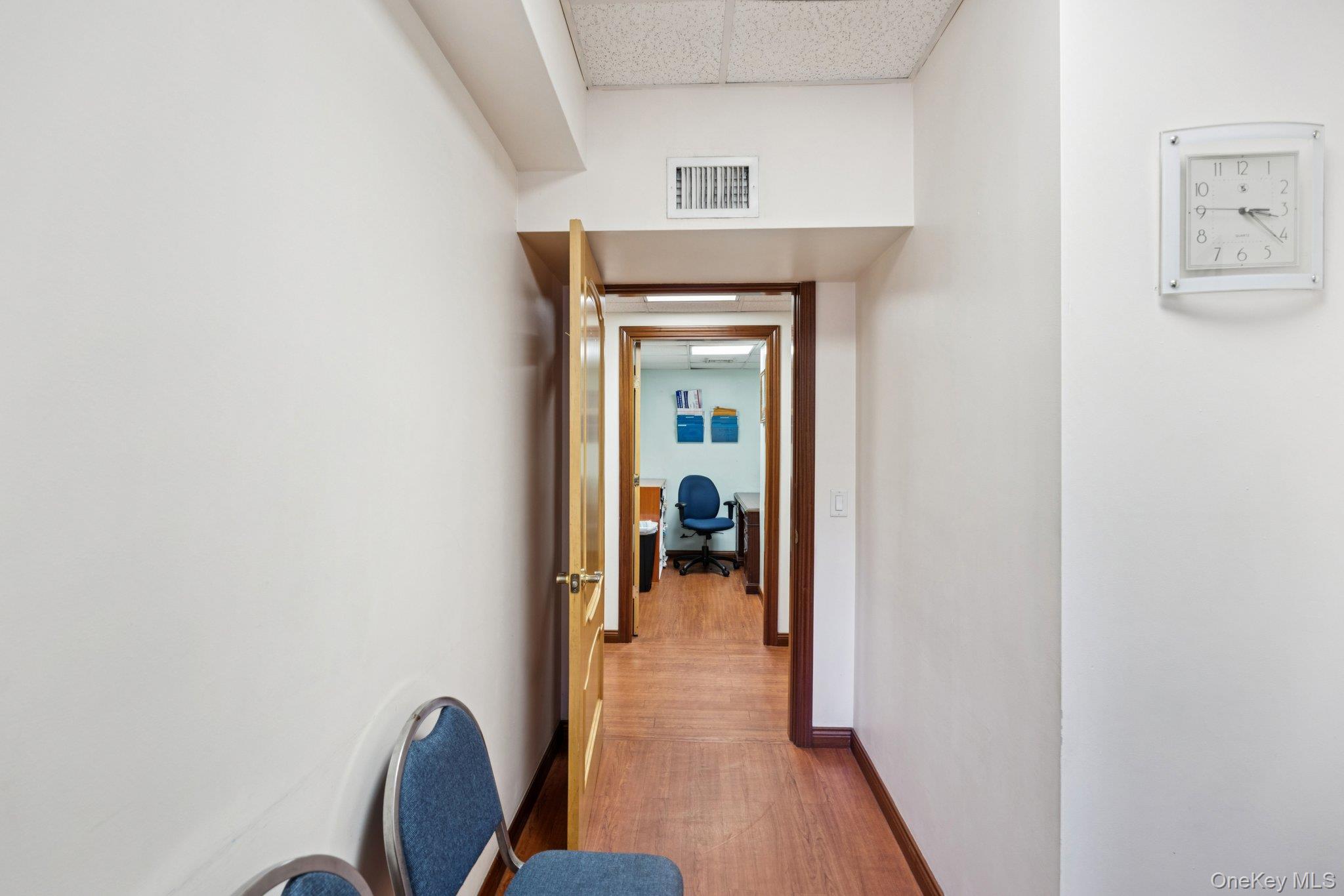 #19 photo, 108-50 62nd Drive, クイーンズ区 Forest Hills , NY 11375