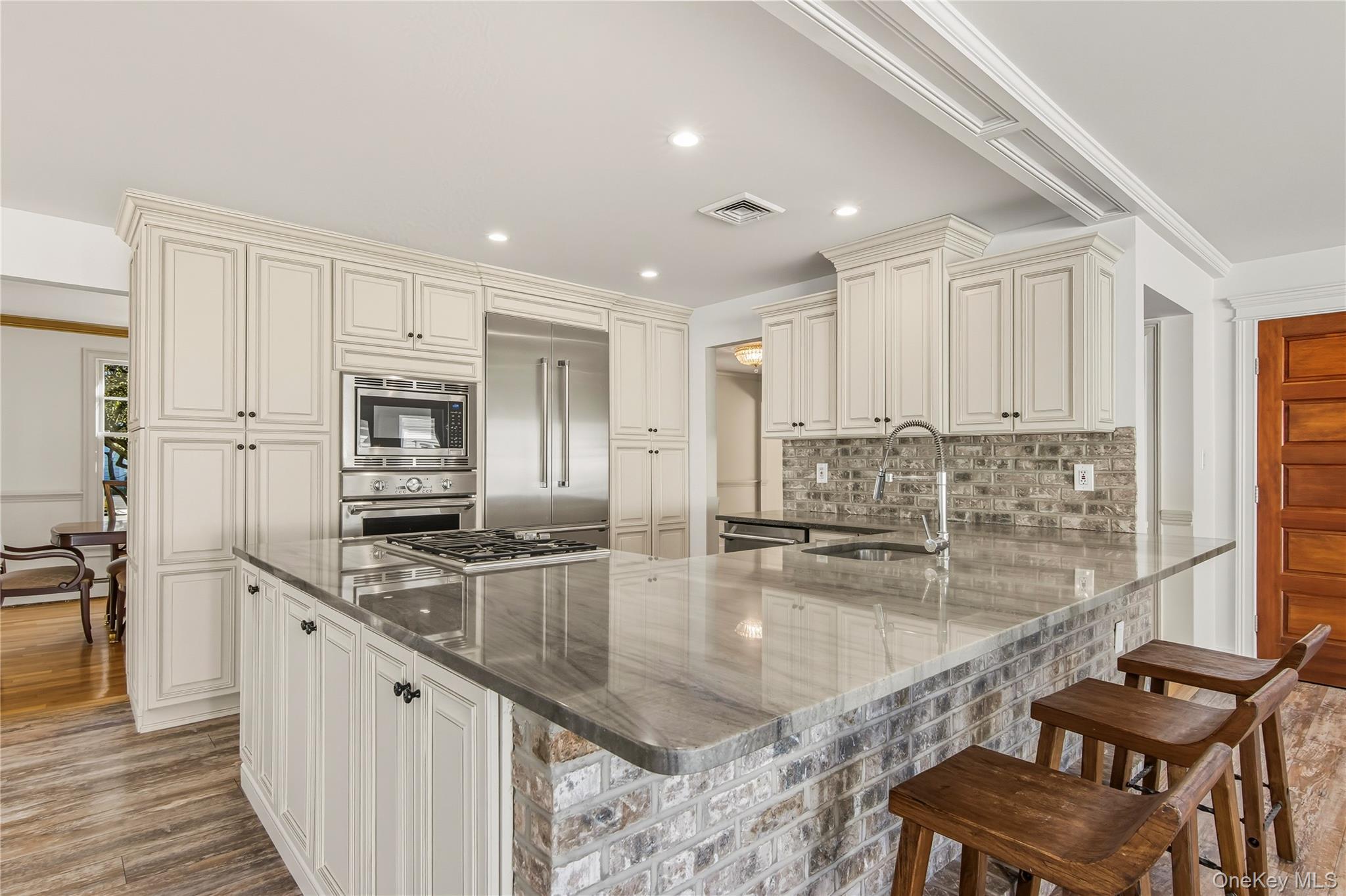 #11 photo, 3 Hickory Lane, ナッソー郡 Glen Cove , NY 11542